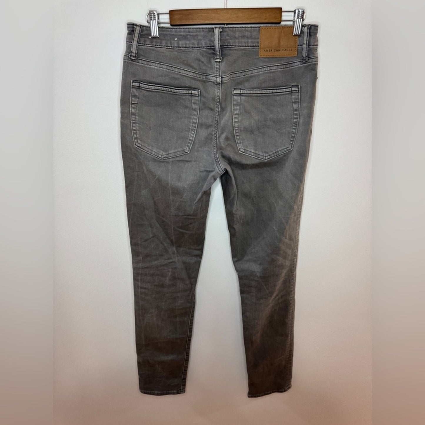 Pre-Owned W30xL34 American Eagle Grey Slim Jeans