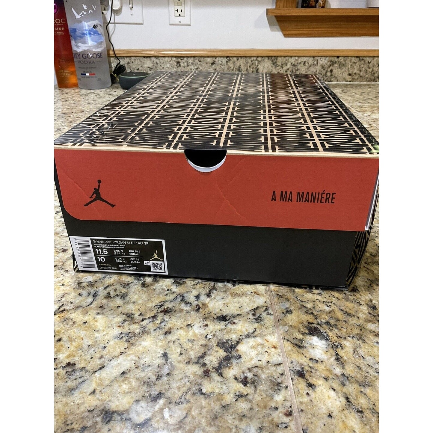 DS Air Jordan 12 Retro A Ma Maniére White Burgundy Women’s Size 11.5 Men’s 10