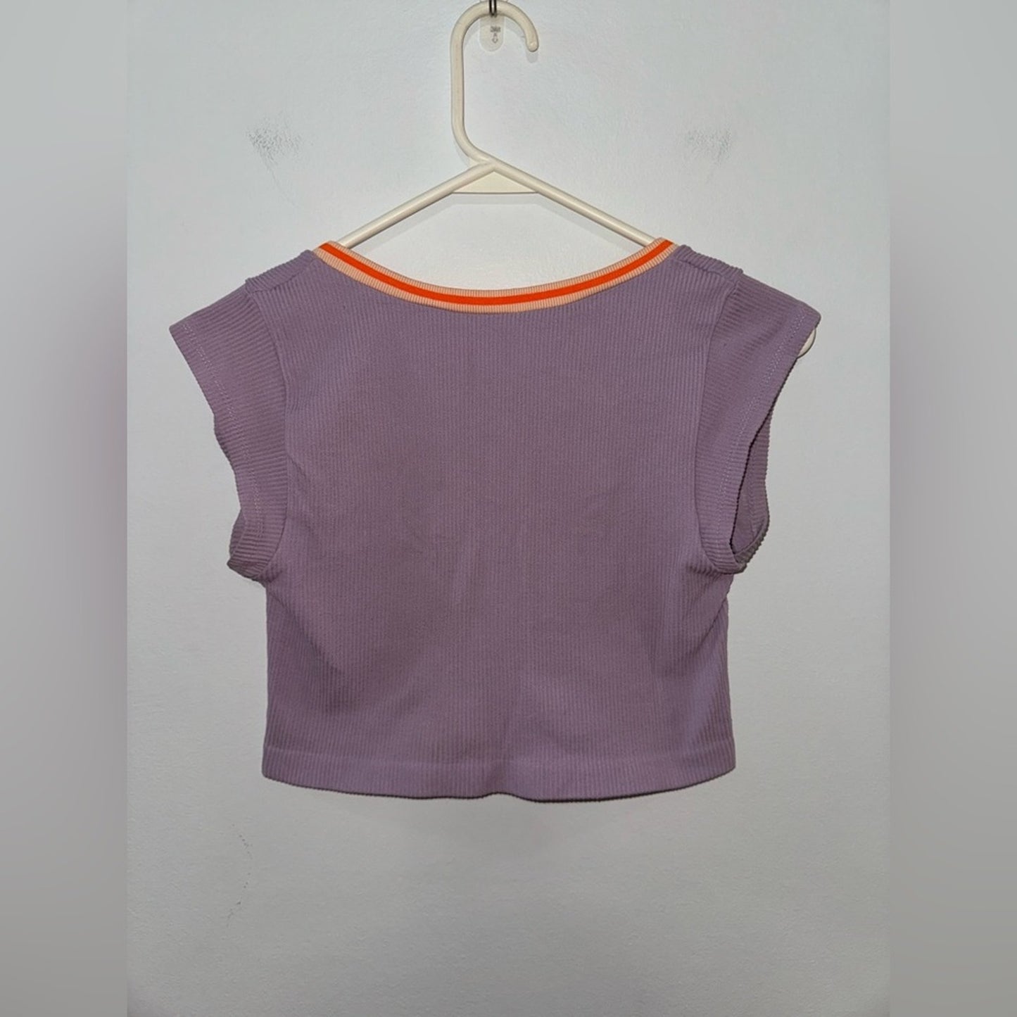 Pre-Owned MD/LG Out From Under Pink/Orange Ribbed Top