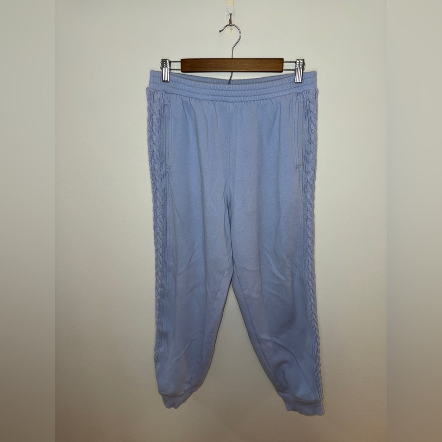 Pre-Owned LG Aerie Light Blue Crochet Sweatpants