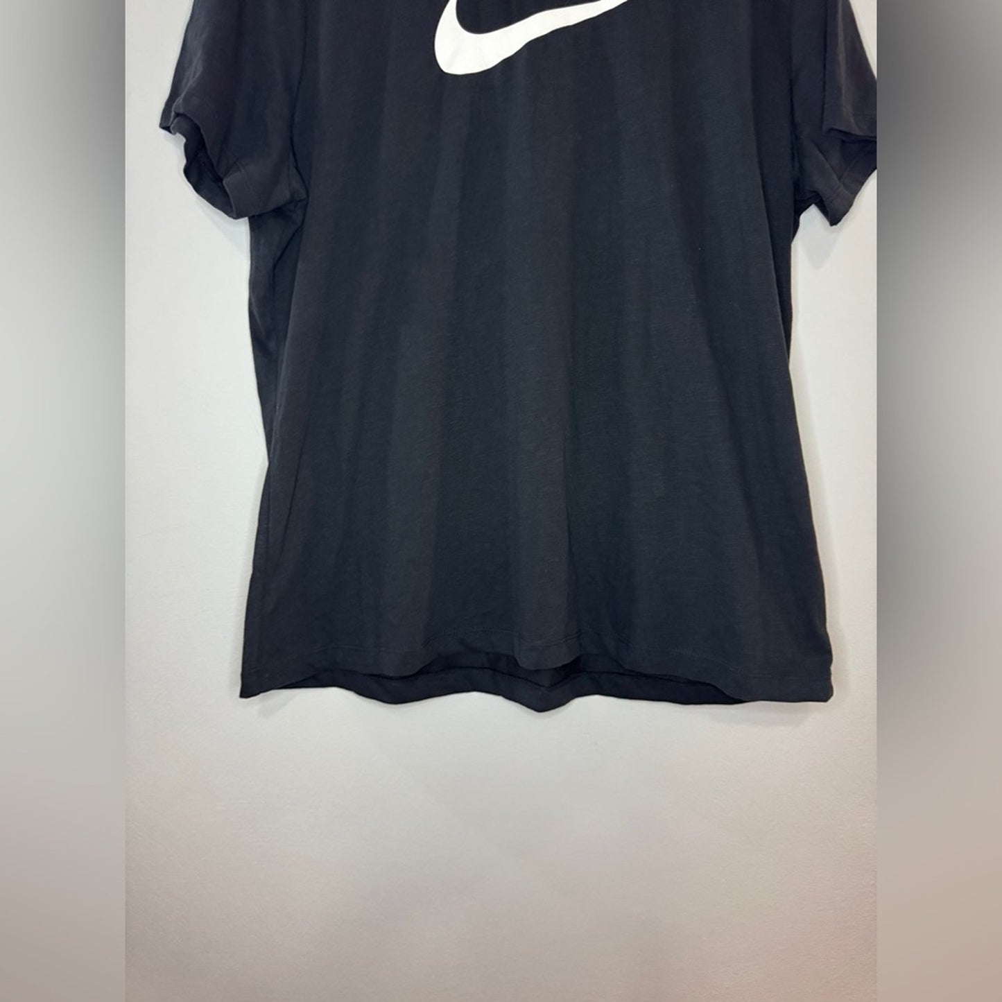 Pre-Owned XL Nike Dri-Fit The Nike Tee Black Graphic Logo T-Shirt