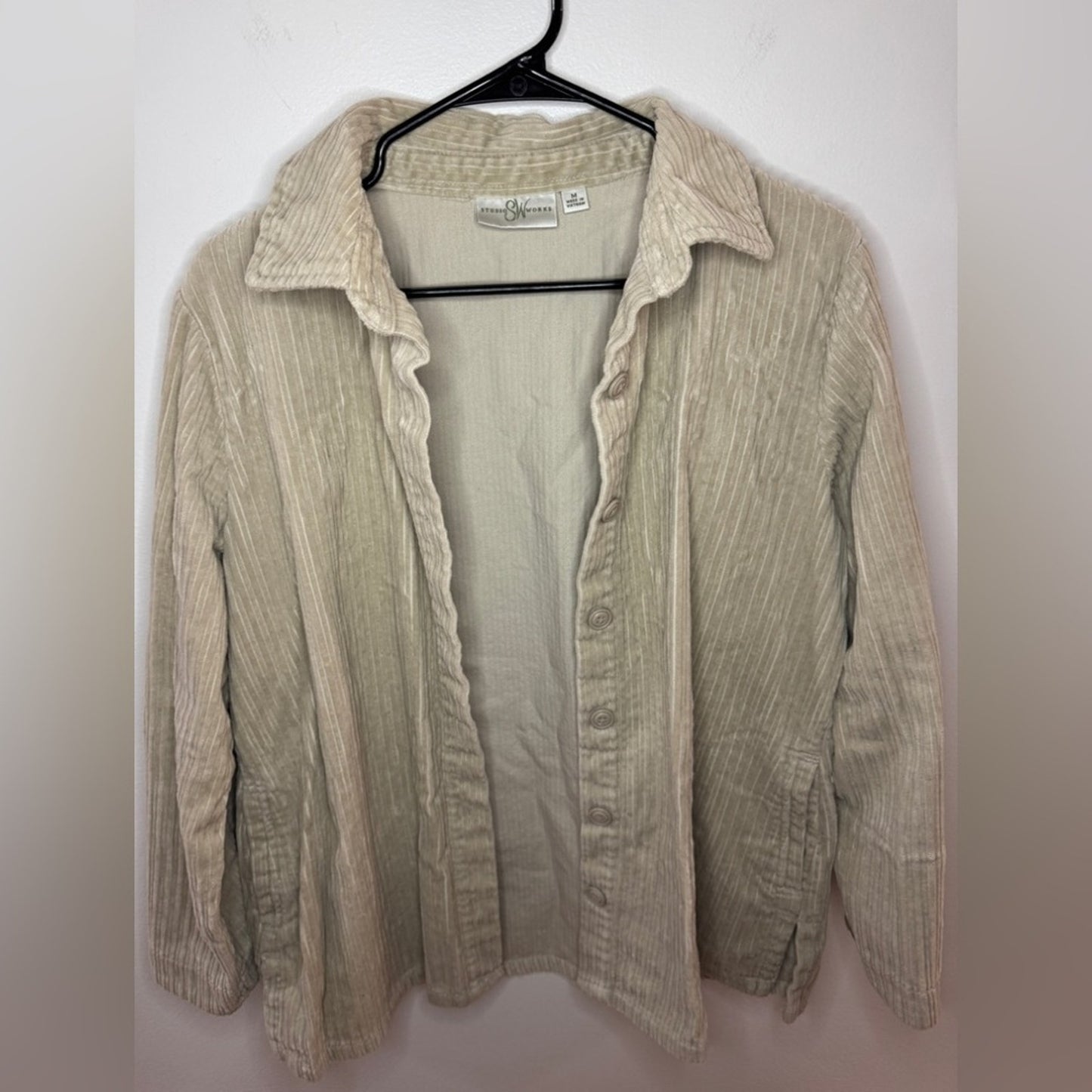 Pre-Owned MD Studio Works Grey Ribbed Button Up Shirt