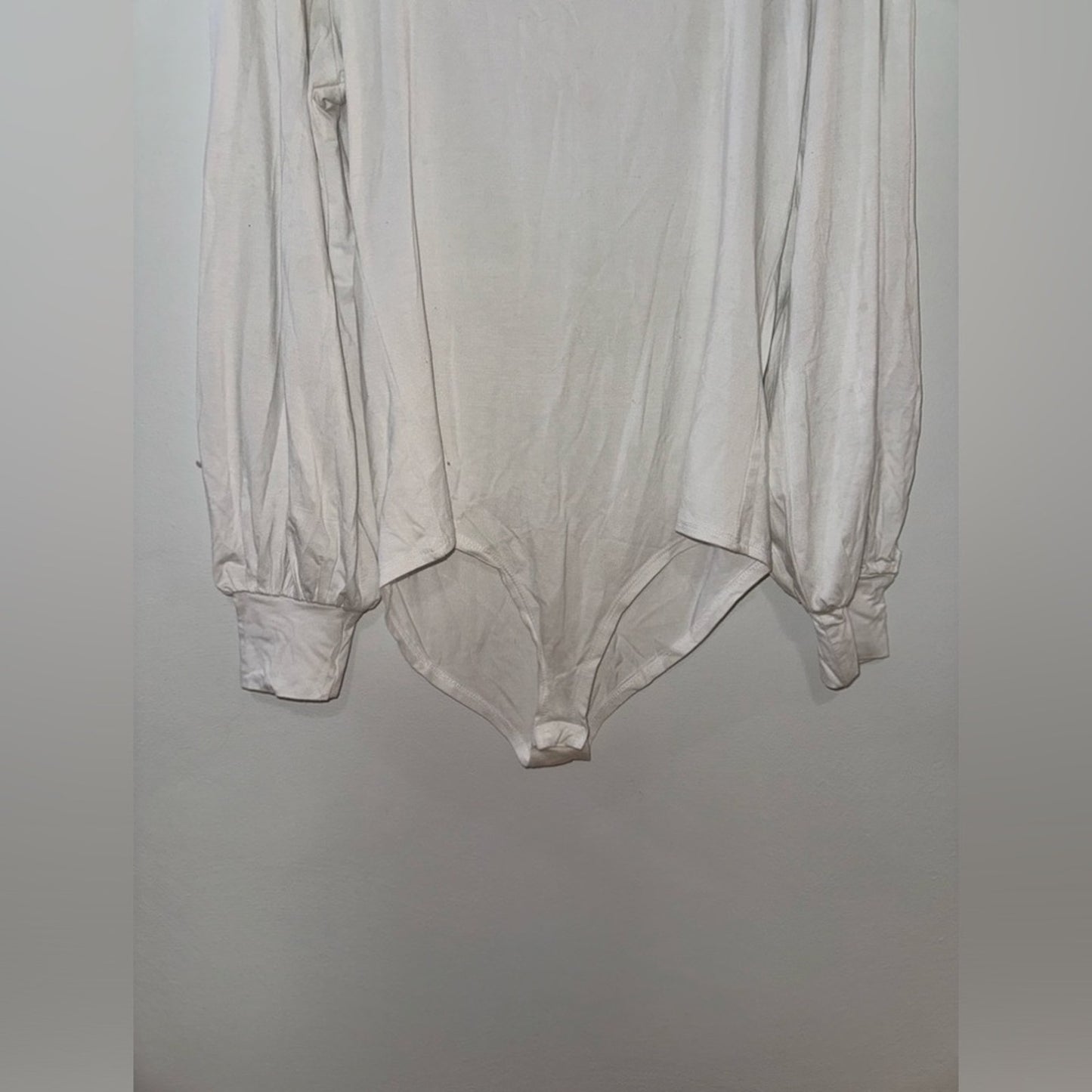 Pre-Owned MD Jorasob White Long Sleeve Flowy Bodysuit