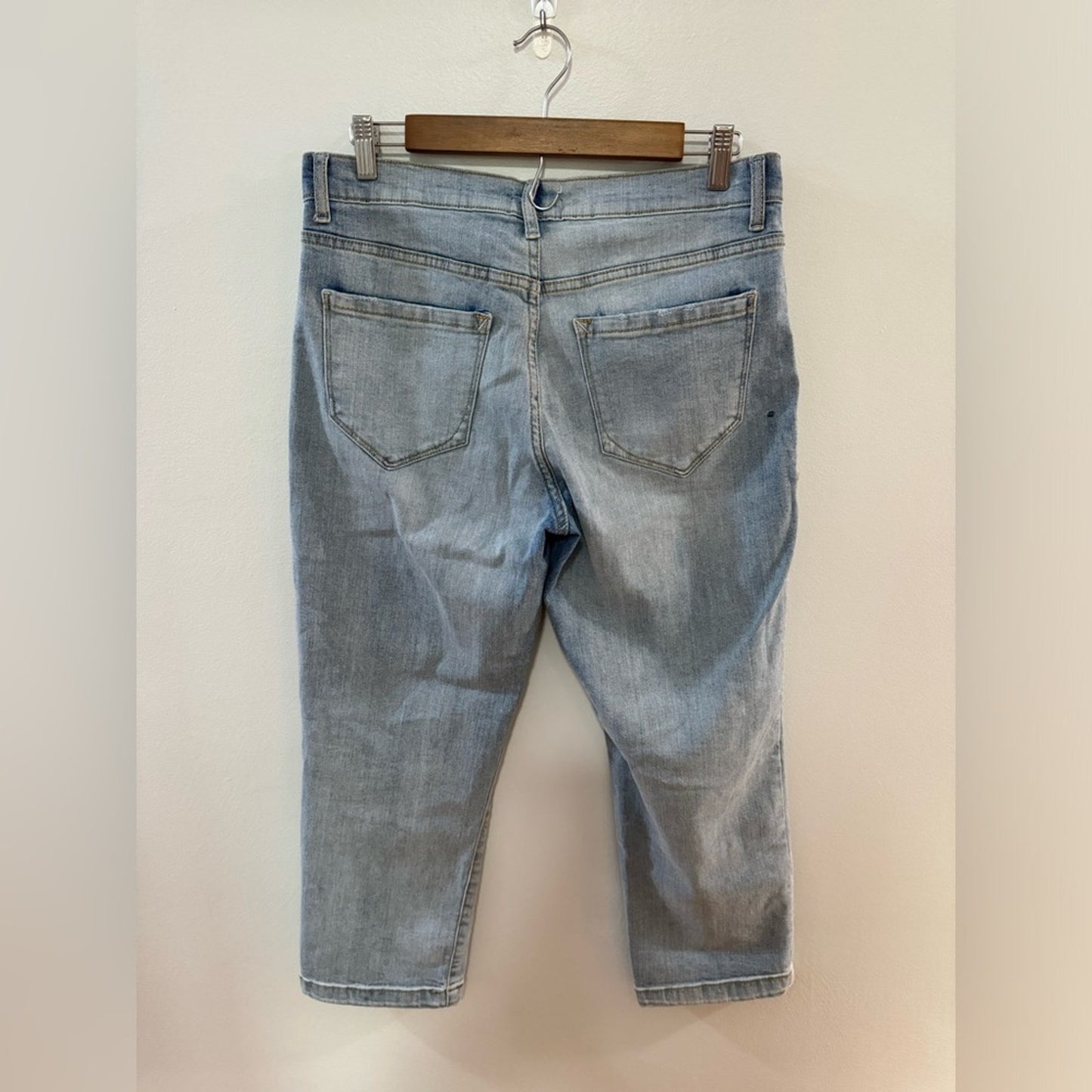 Pre-Owned Size 8 Kensie Light Blue Straight Leg Jeans