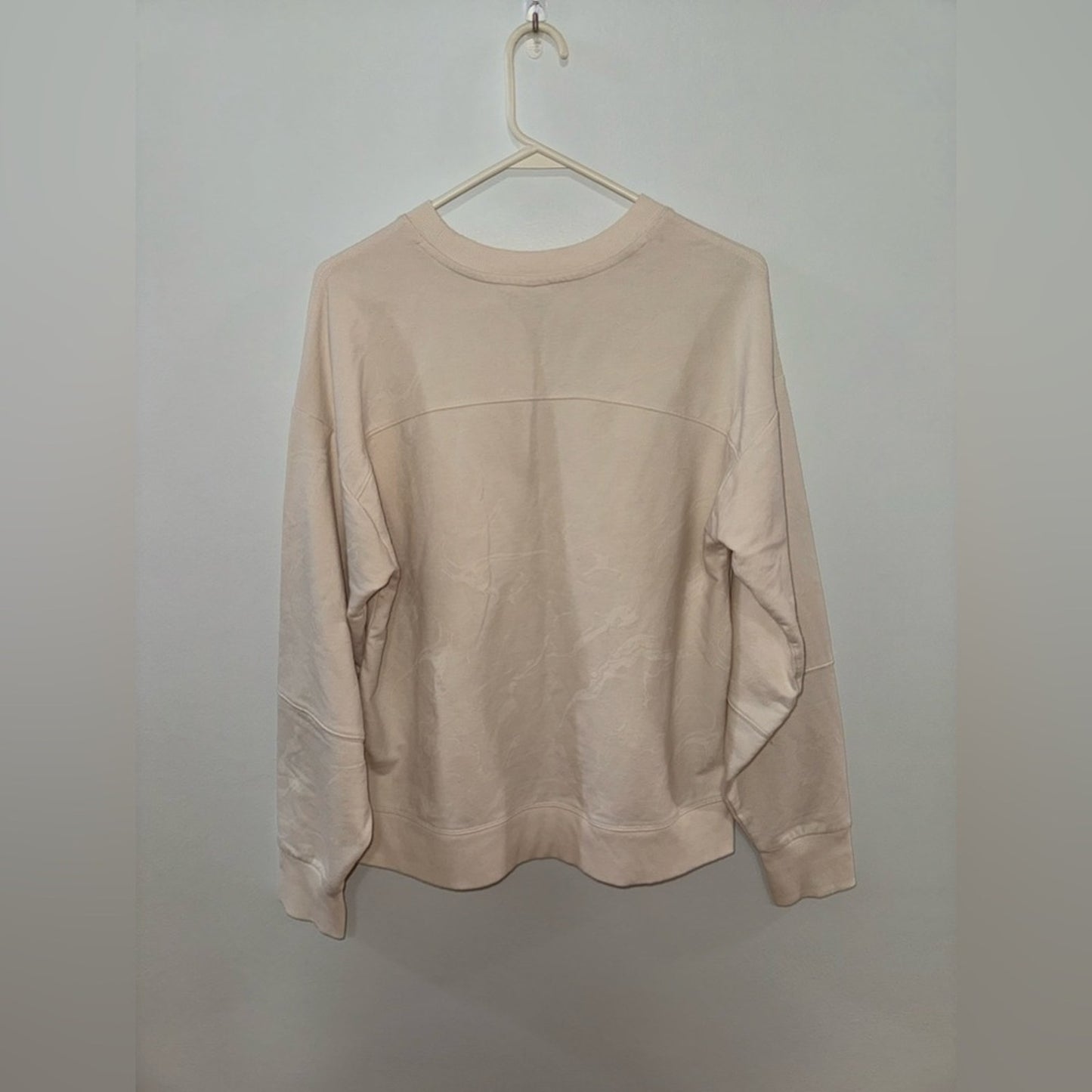 Pre-Owned MD All in Motion White Print Crewneck Shirt
