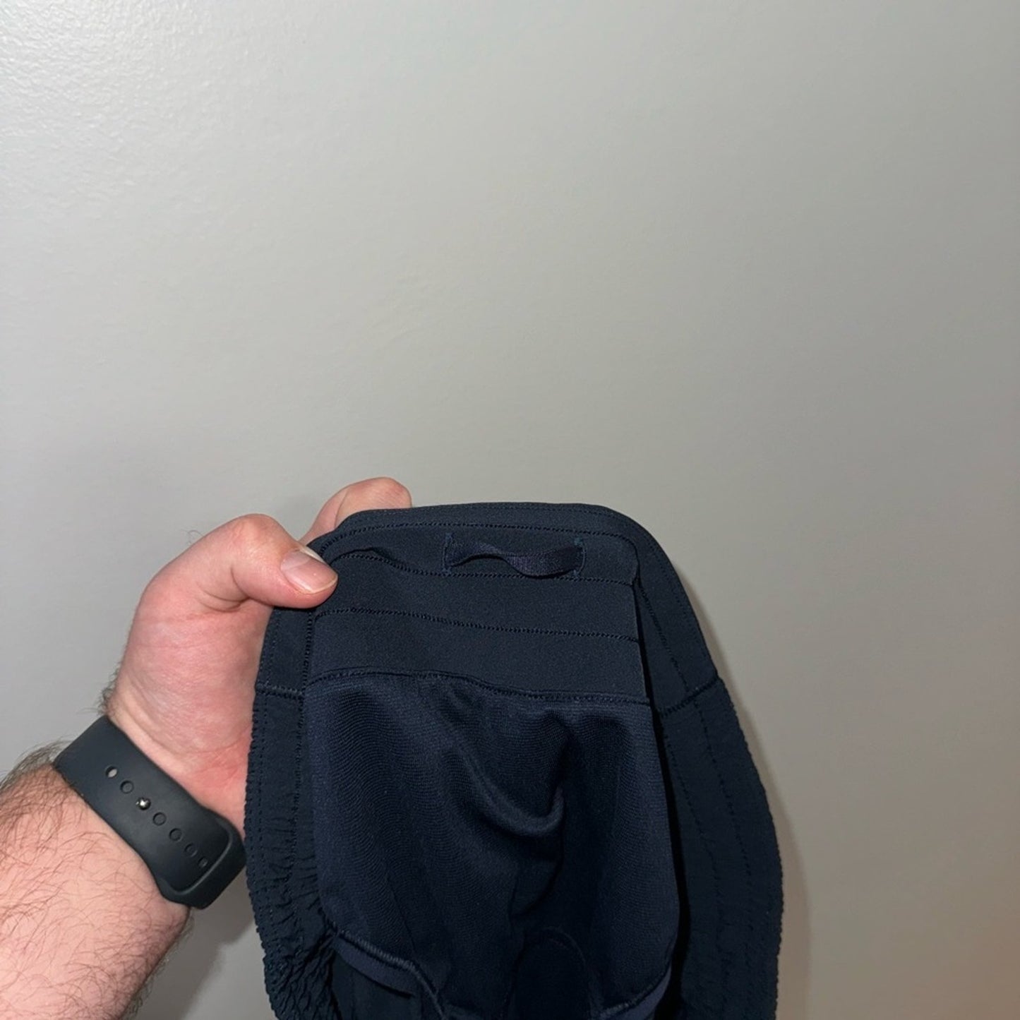 Pre-Owned Size 12 Lululemon Hotty Hot Navy Blue 2.5” short inseam