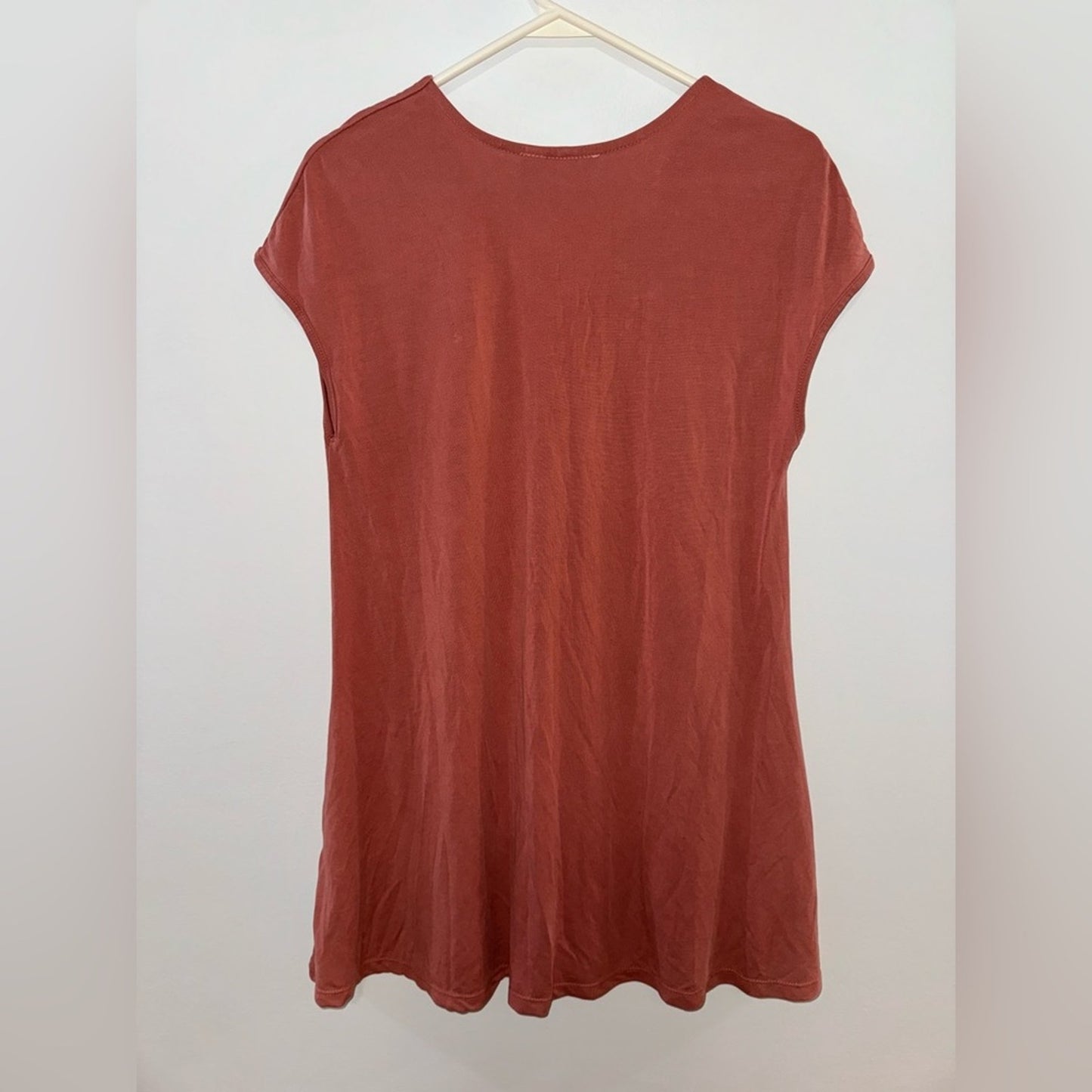 Pre-Owned SM Feelib Red Sleeveless Dress
