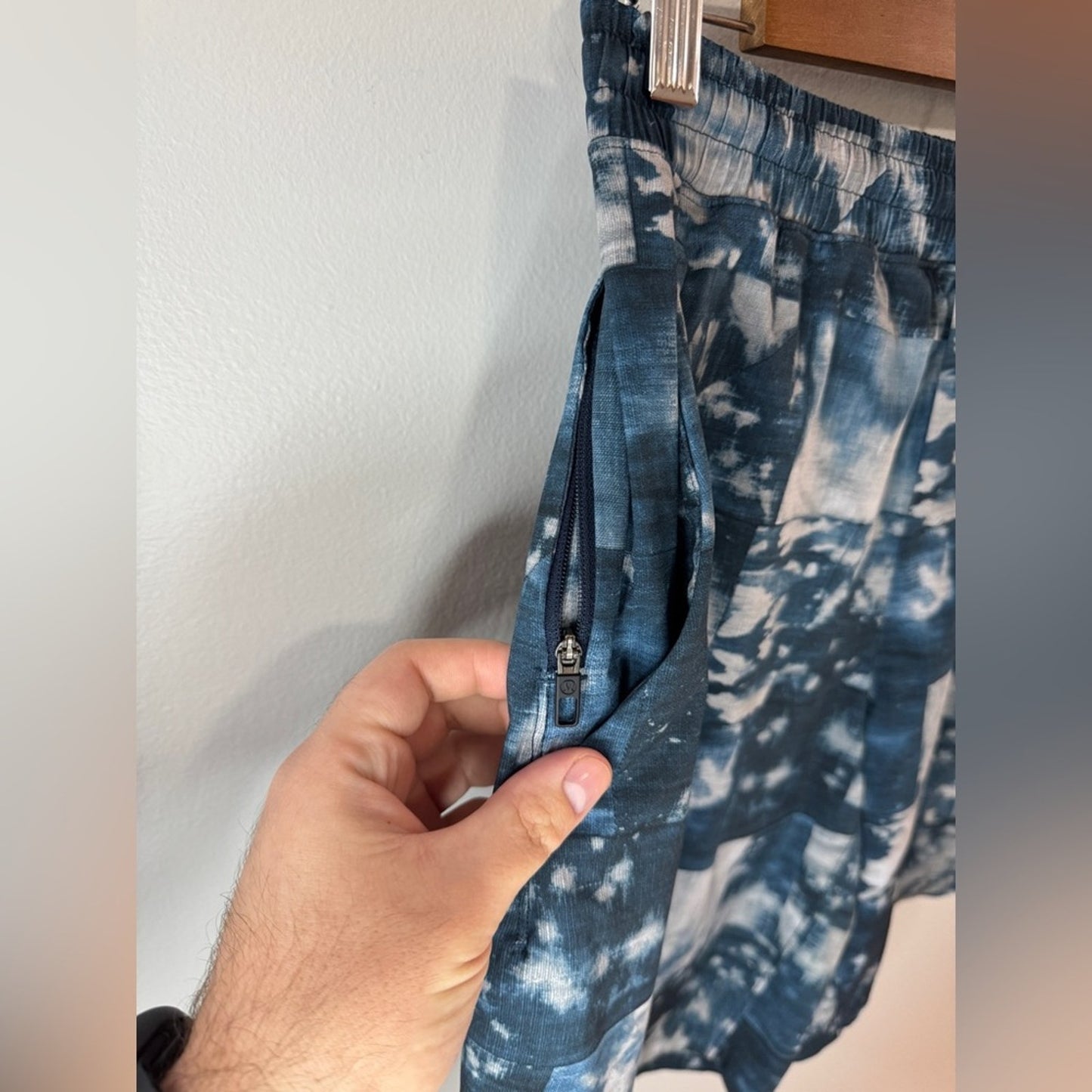 MD Lululemon 9” Inseam Lined Pace Breaker in Mini Bleached Indigo Starlight