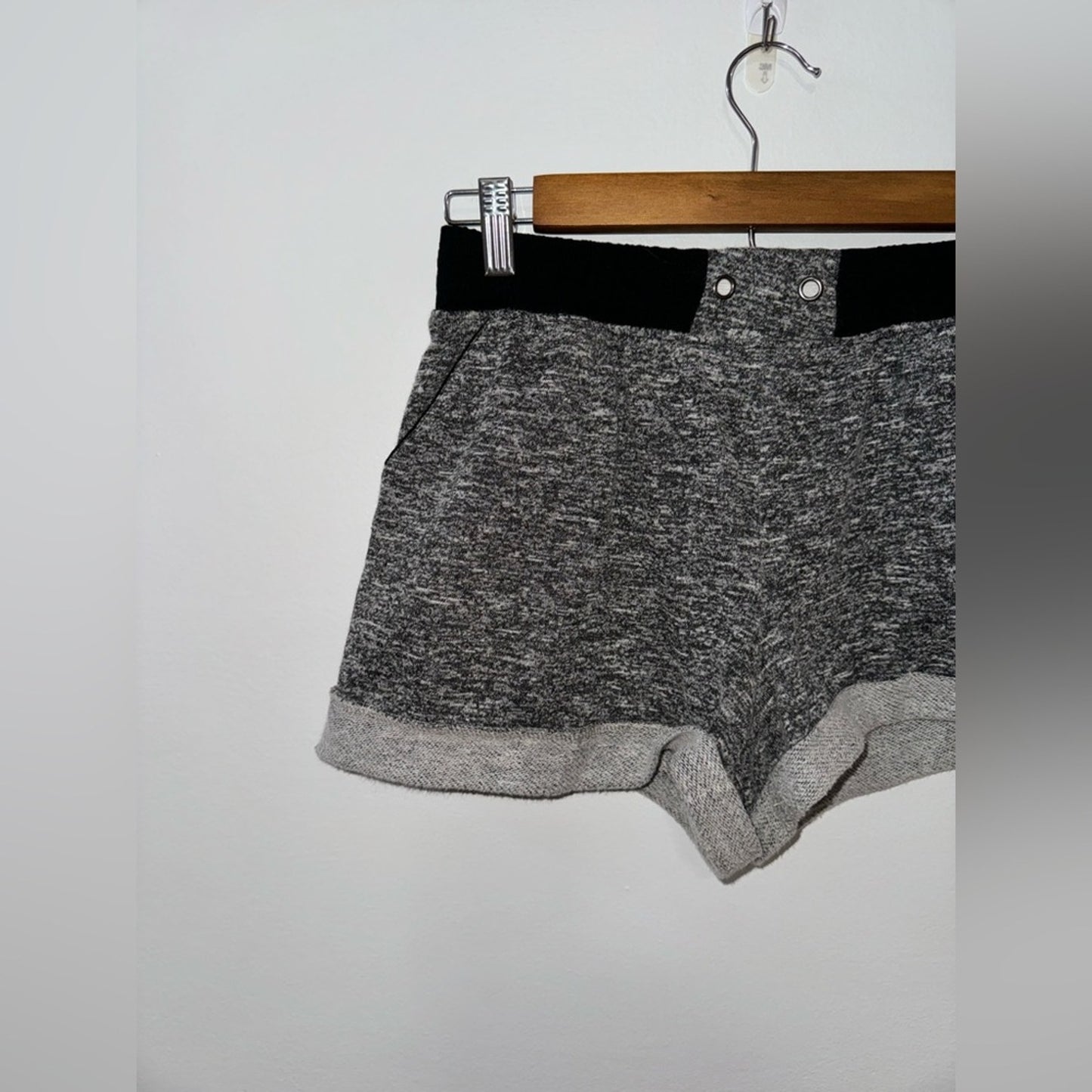 Pre-Owned LG Ambiance Heather Grey Shorts