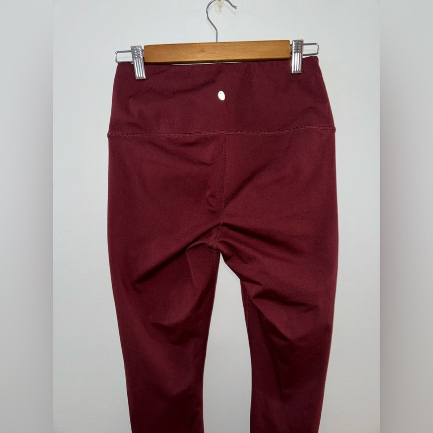 Pre-Owned MD Yogalicious Lux Red High Rise Leggings