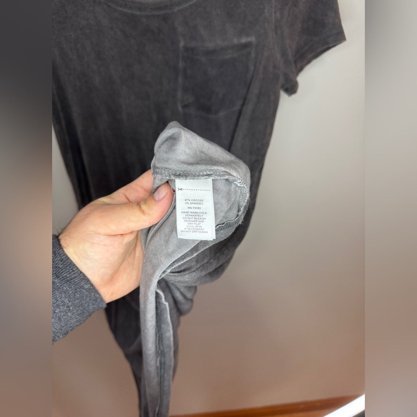 Pre-Owned SM Cable and Gauge Grey Distressed T-Shirt Dress