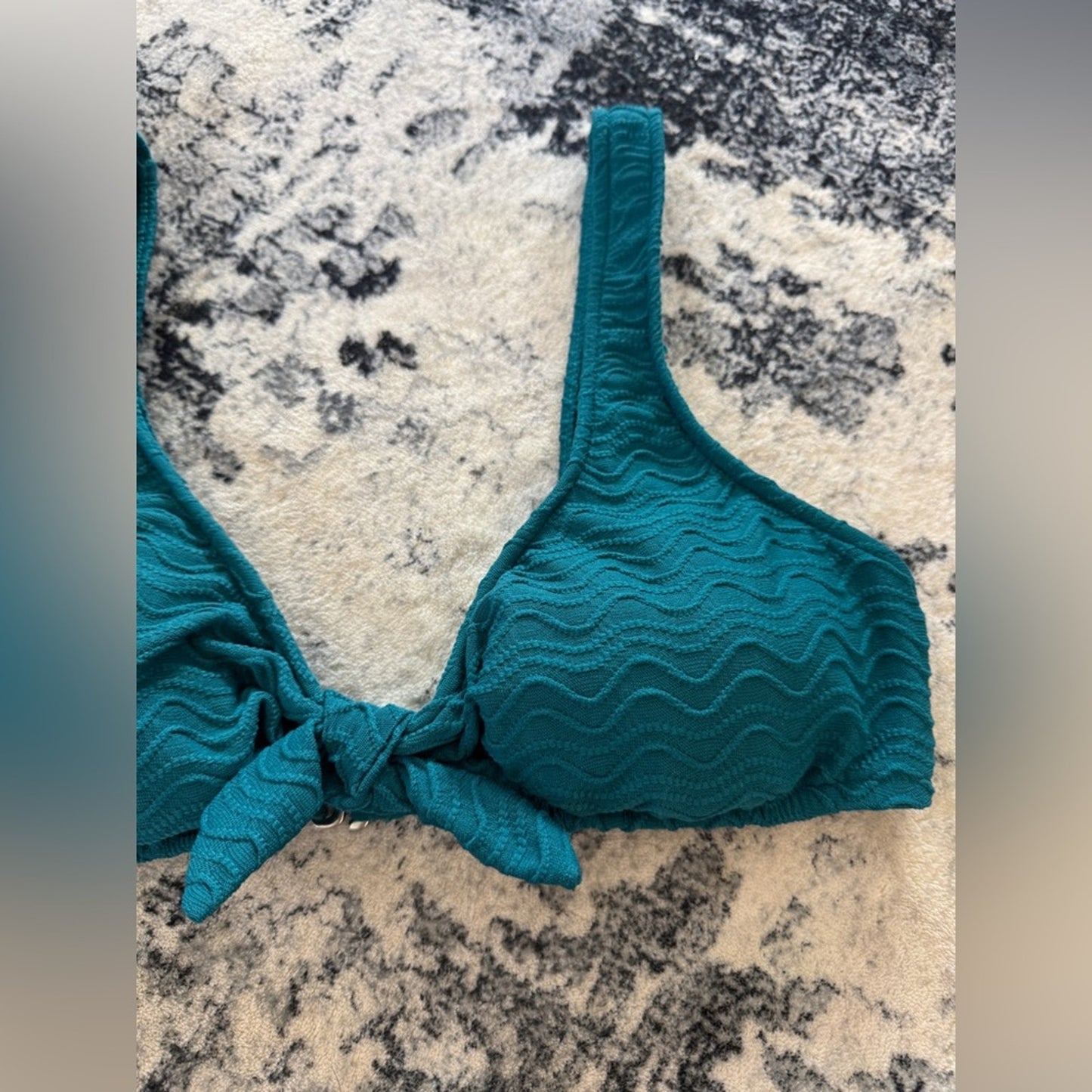 Pre-Owned MD Mossimo Teal Textured Front Tie Bikini Top