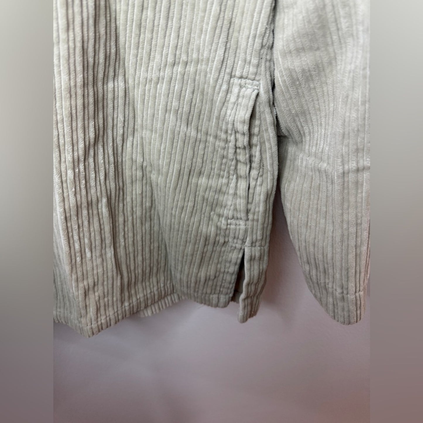 Pre-Owned MD Studio Works Grey Ribbed Button Up Shirt