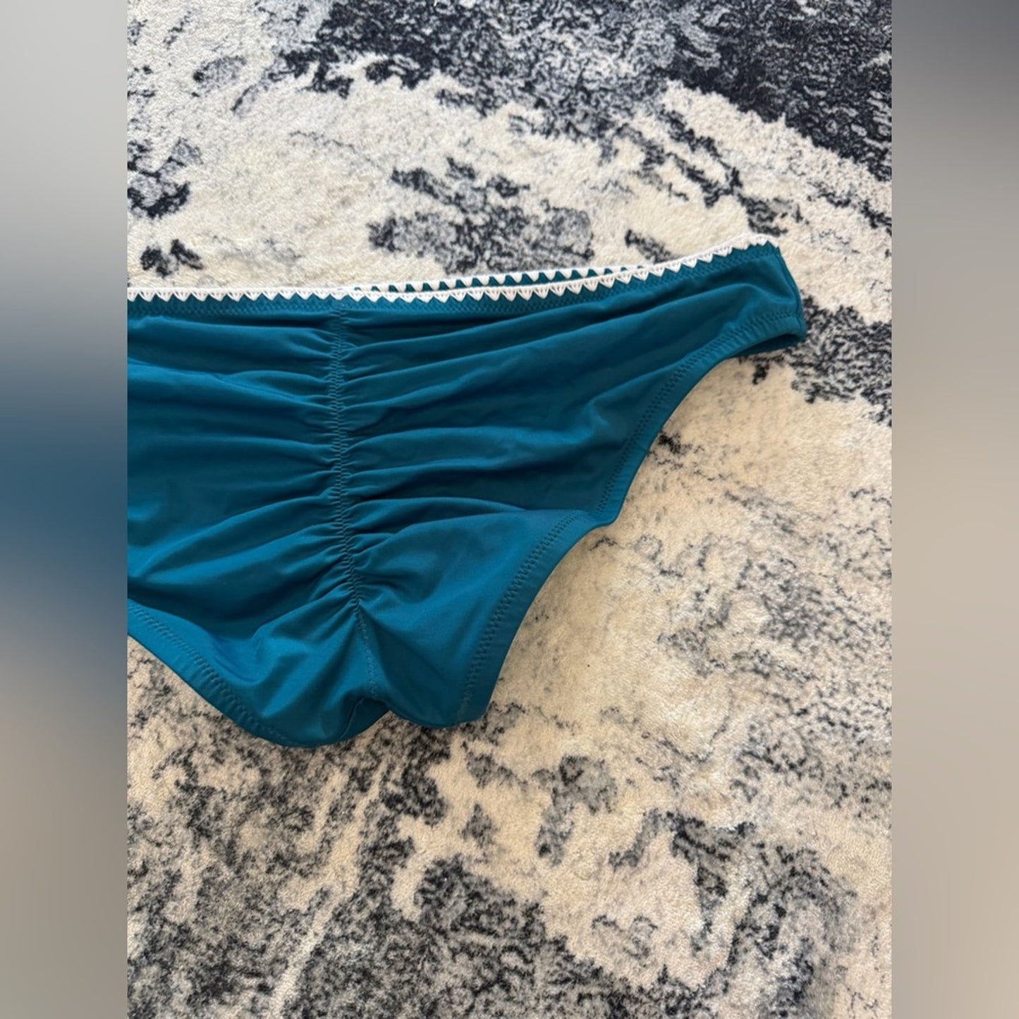Pre-Owned LG Shade & Shore Blue Bikini Bottom