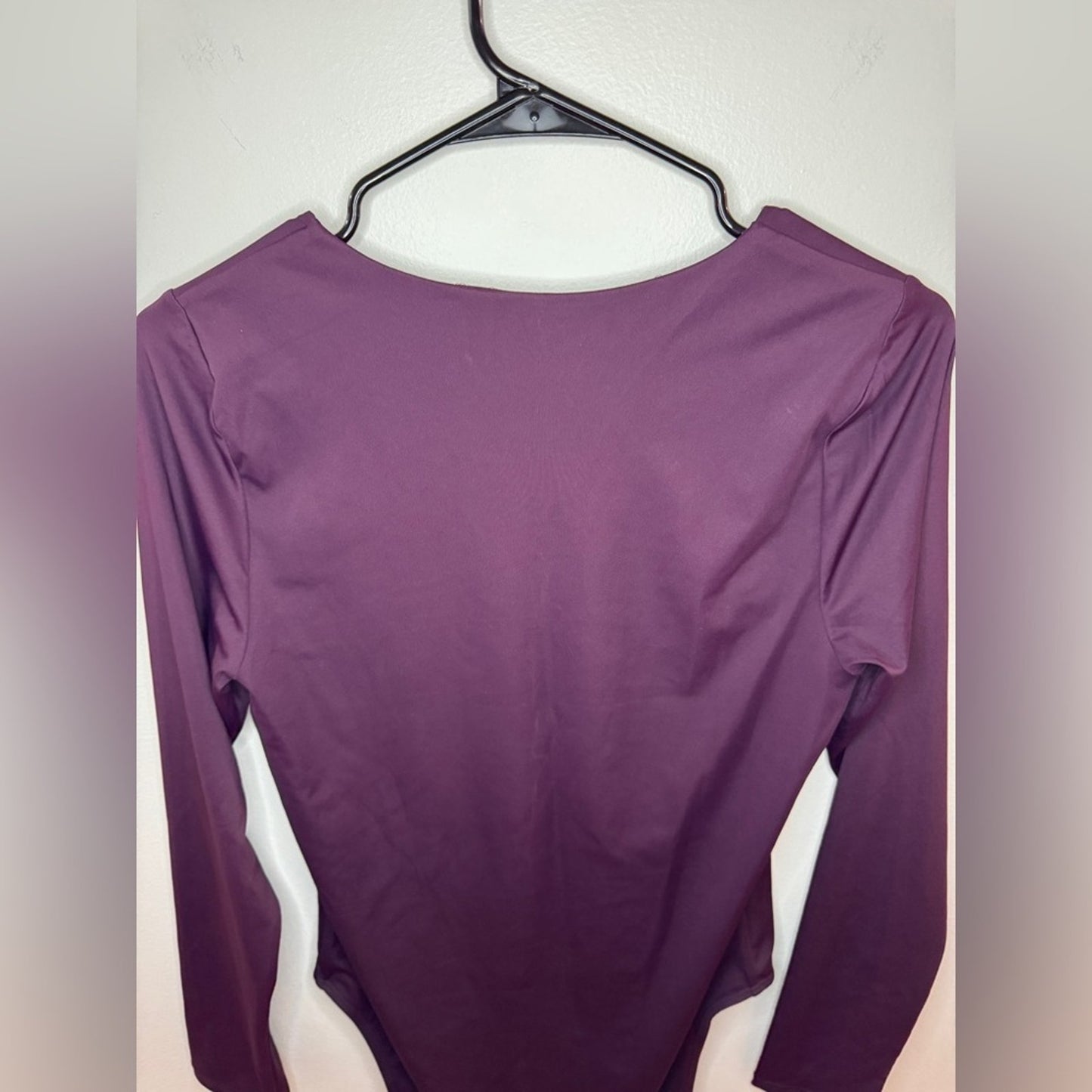 Pre-Owned MD Old Navy Dark Red Long Sleeve Bodysuit