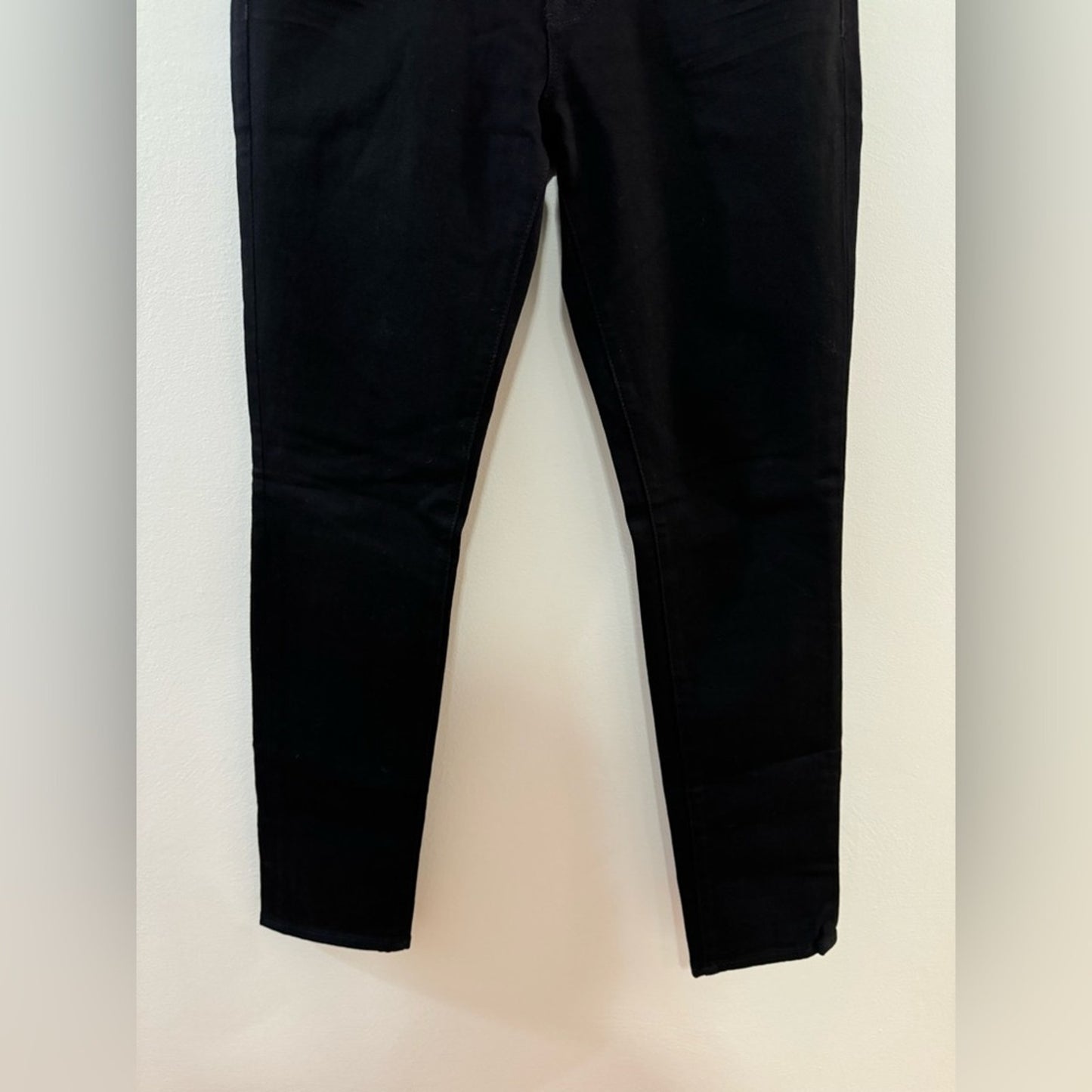 Pre-Owned Size 28 J Brand Black Low Rise Skinny Leg Jeans