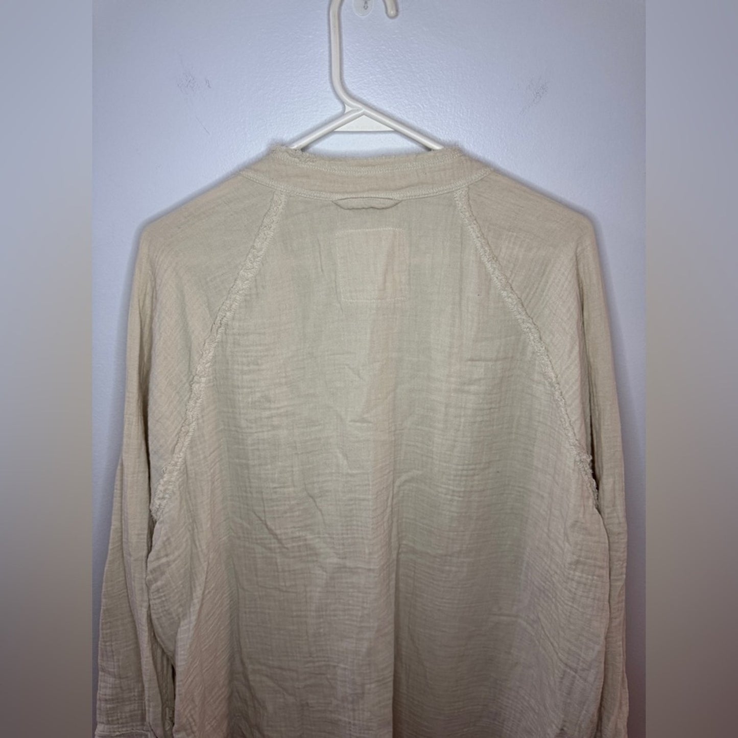 Pre-Owned MD Aerie Cream Long Sleeve Button Up Shirt
