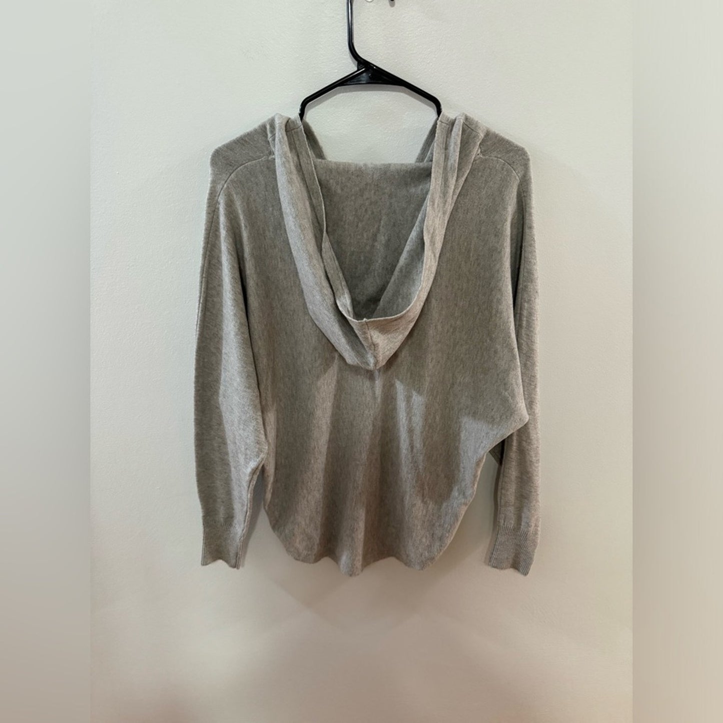 Pre-Owned MD Aaeda Grey Hooded Sweater