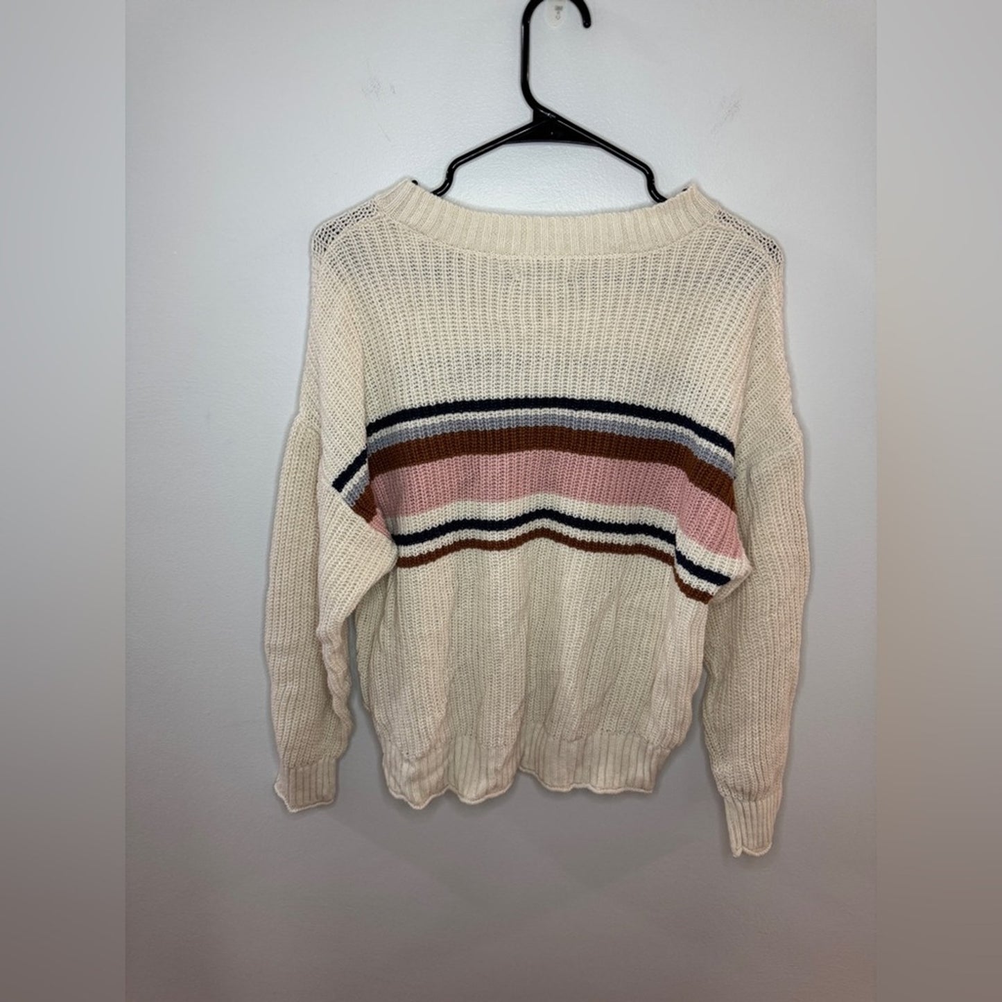Pre-Owned MD American Eagle Cream Striped Knitted Sweater