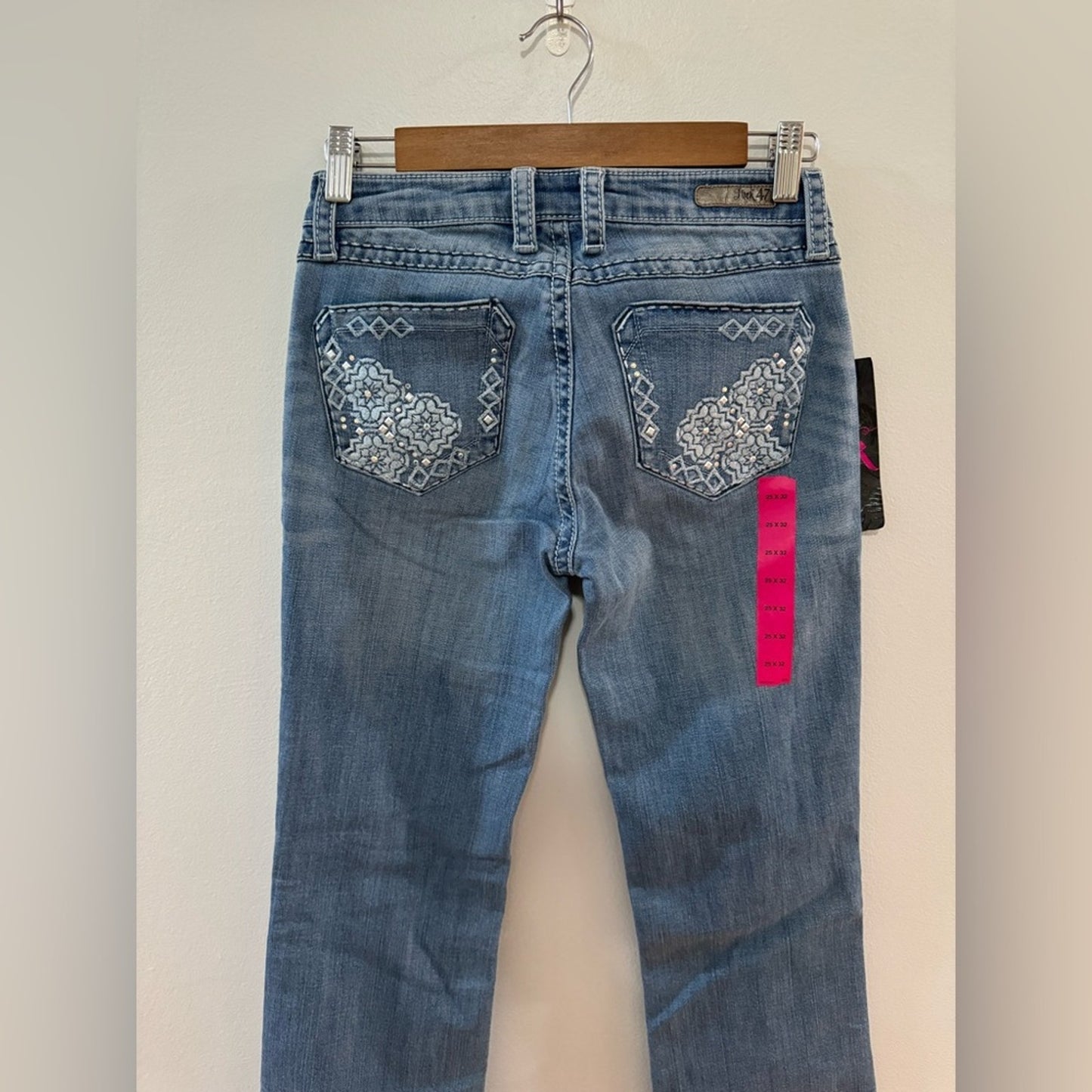 NWT W25xL32 Rock 47 by Wrangler Light Blue Low Rise Embellished Boot Cut Jeans