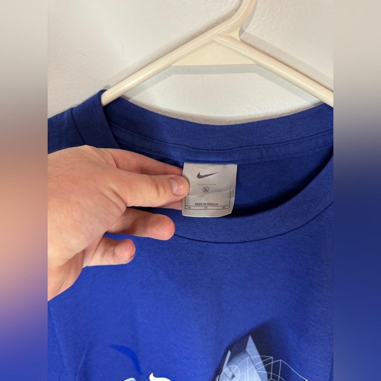 NWOT XL Nike Blue Swoosh Graphic Vintage T-Shirt