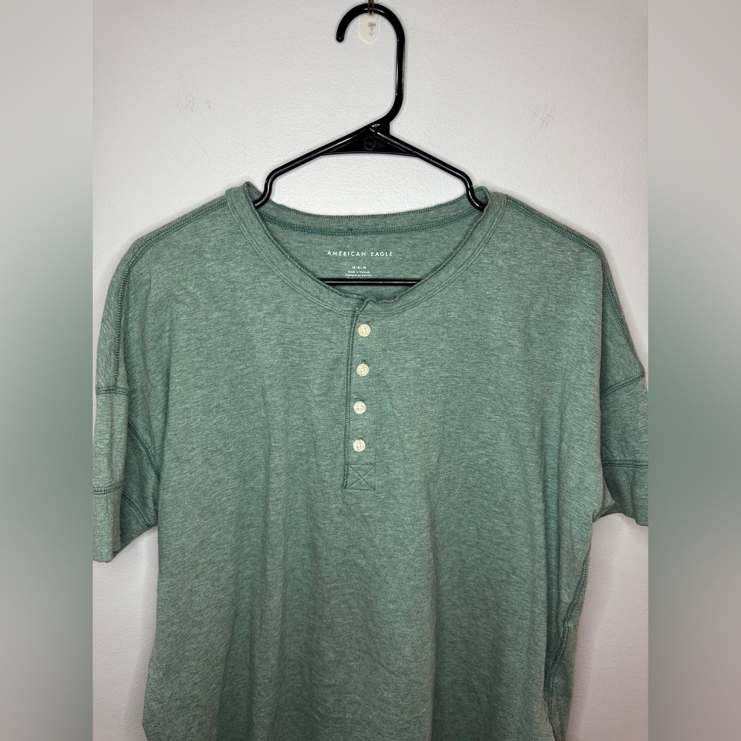 Pre-Owned MD American Eagle Heather Green Oversized Henley T-Shirt