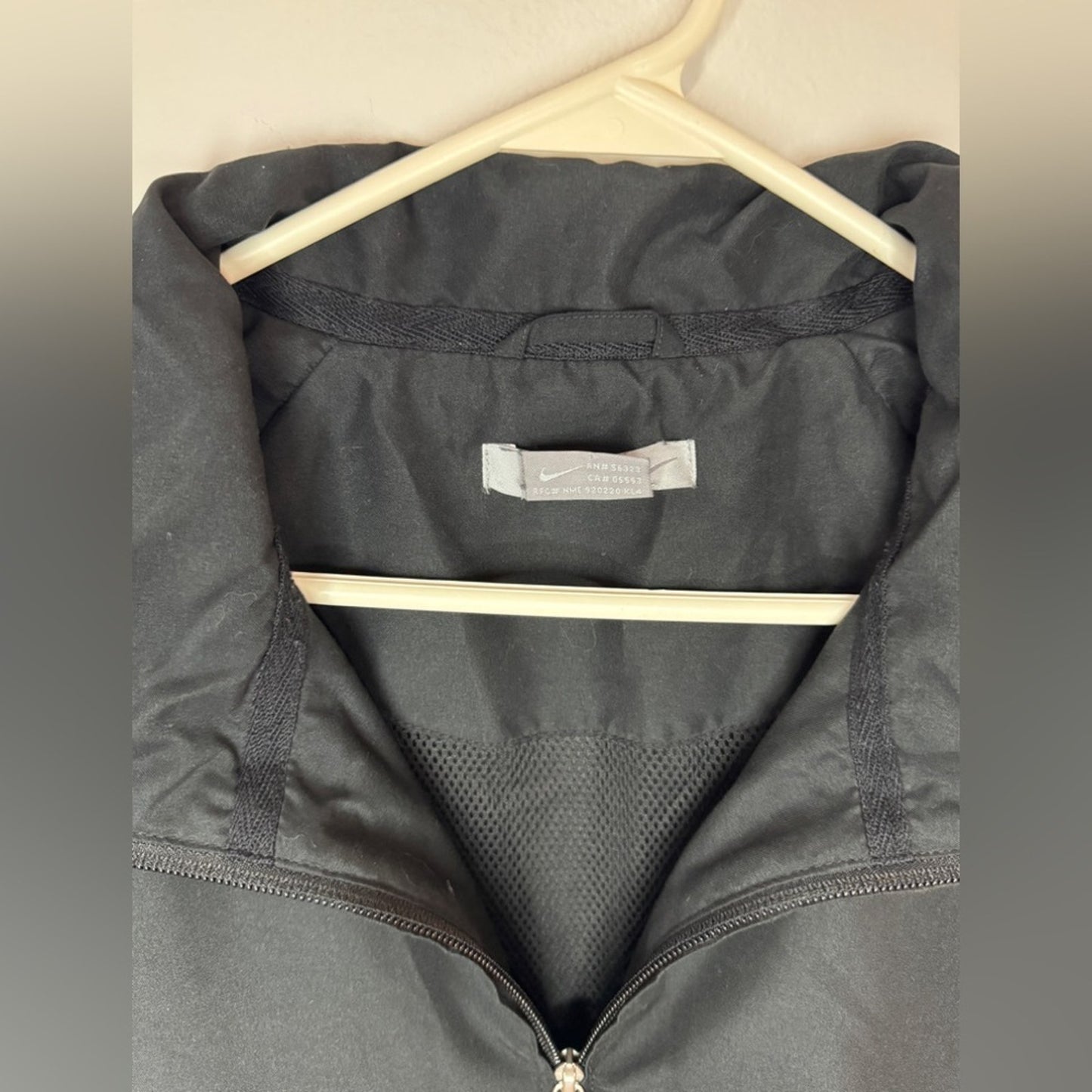 Pre-Owned XL Nike Vintage Black and Grey Zip Up Windbreaker Jacket