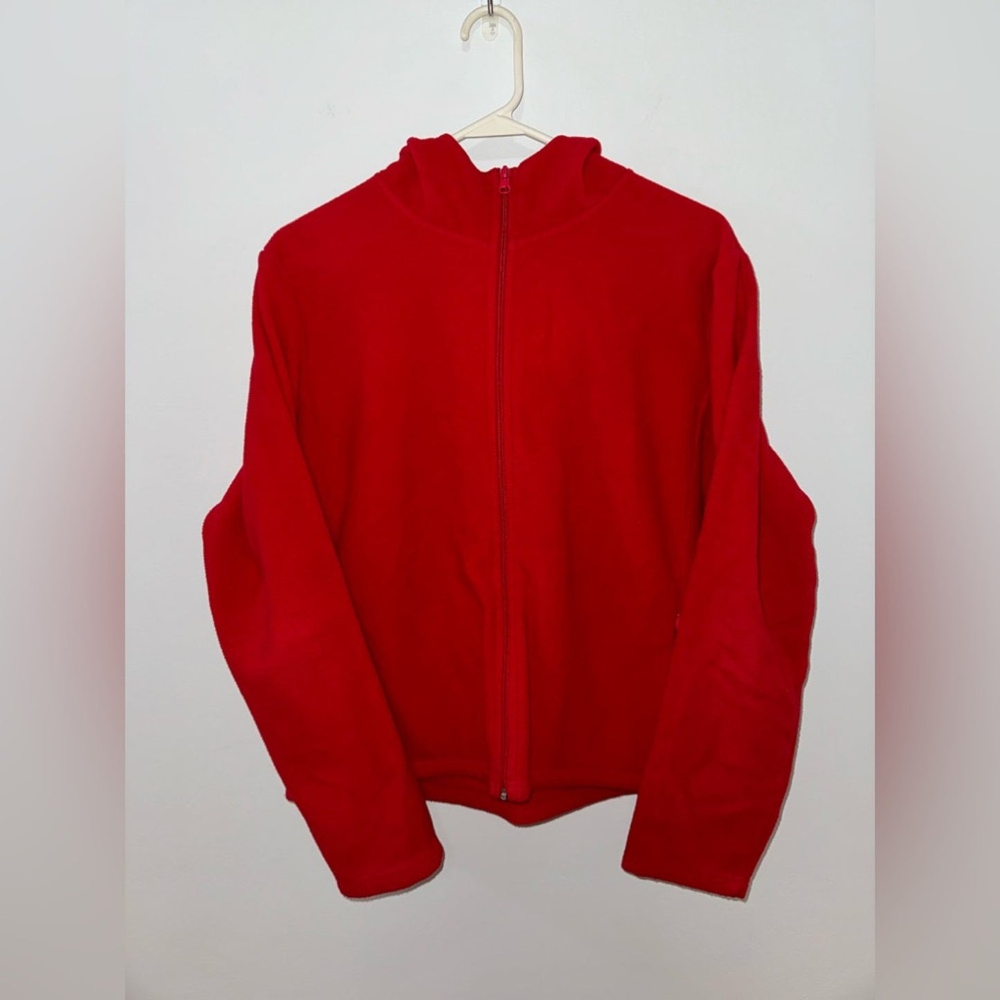 Pre-Owned LG New York and Company Red Hooded Zip Up Fleece Jacket