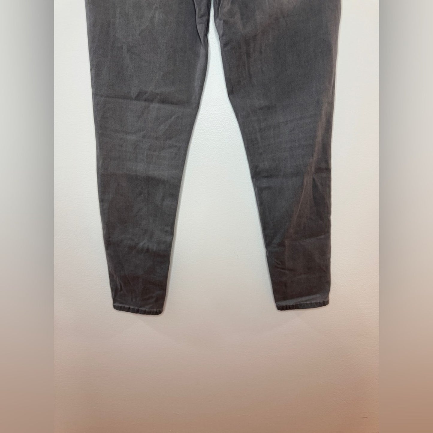 Pre-Owned Size 10 Regular Aeropostale Grey High Waisted Jegging