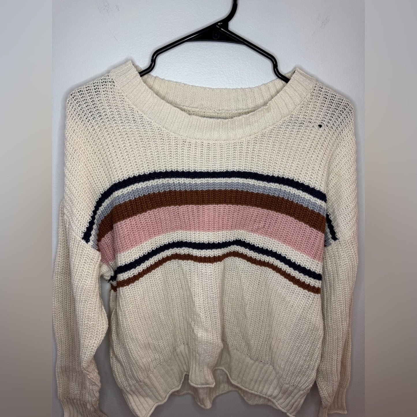 Pre-Owned MD American Eagle Cream Striped Knitted Sweater