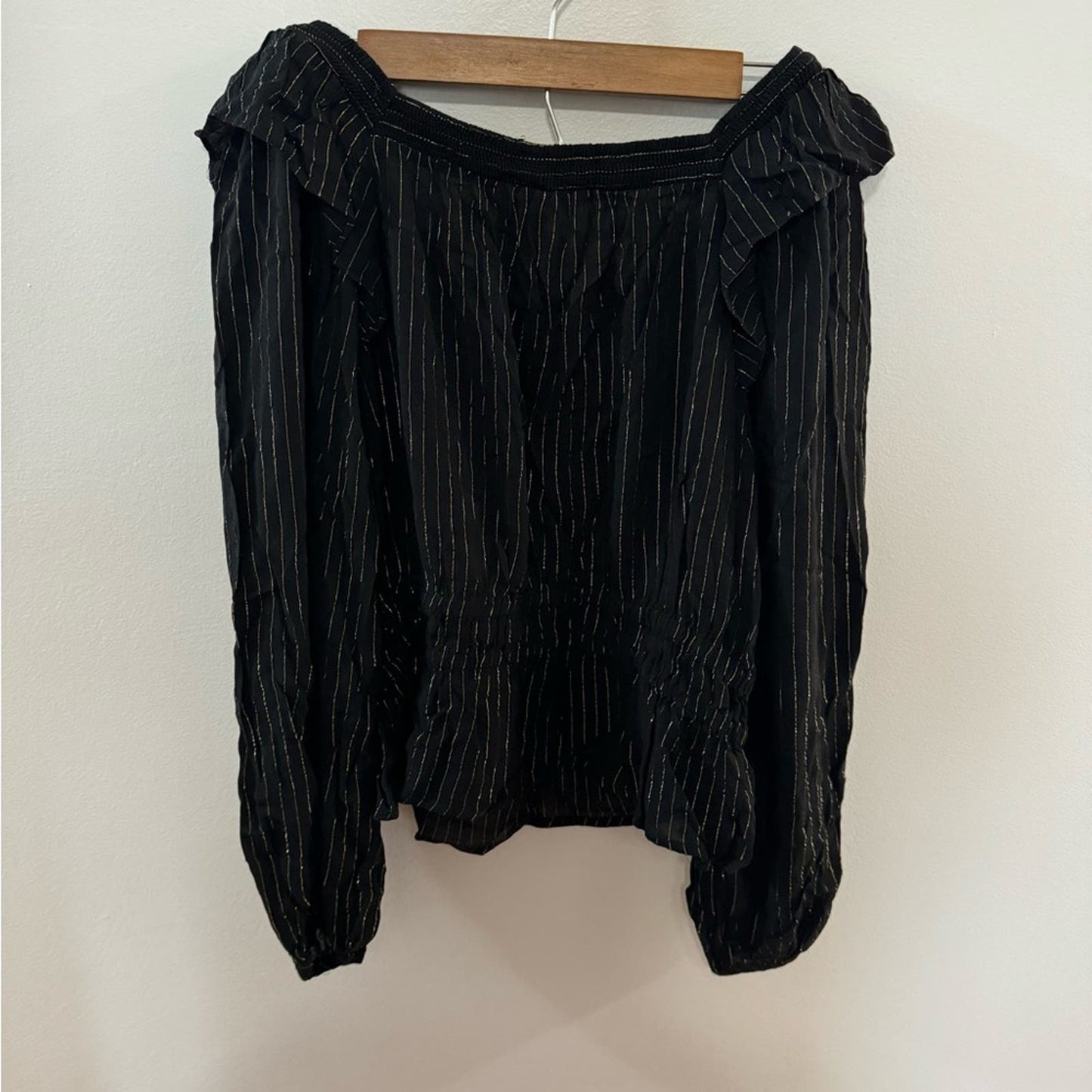 NWT LG Universal Thread Black and Gold Pinstripe Blouse