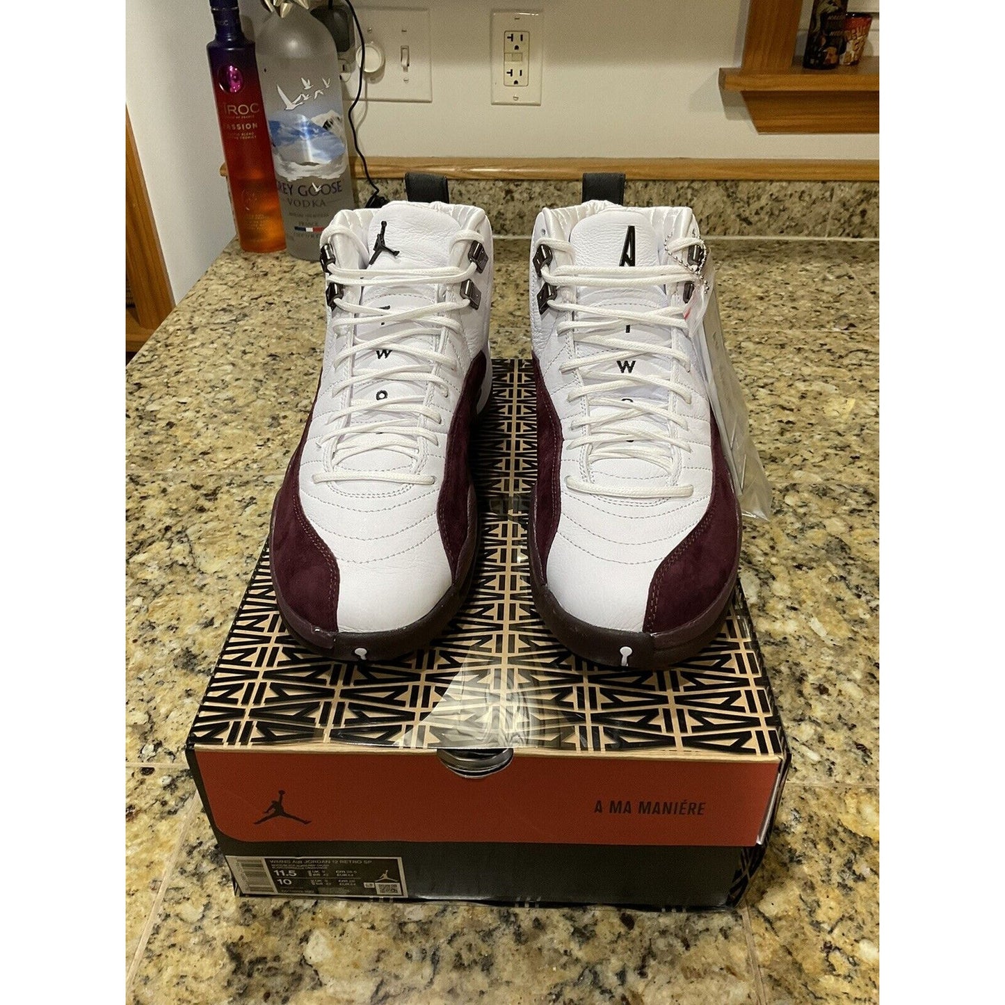 DS Air Jordan 12 Retro A Ma Maniére White Burgundy Women’s Size 11.5 Men’s 10