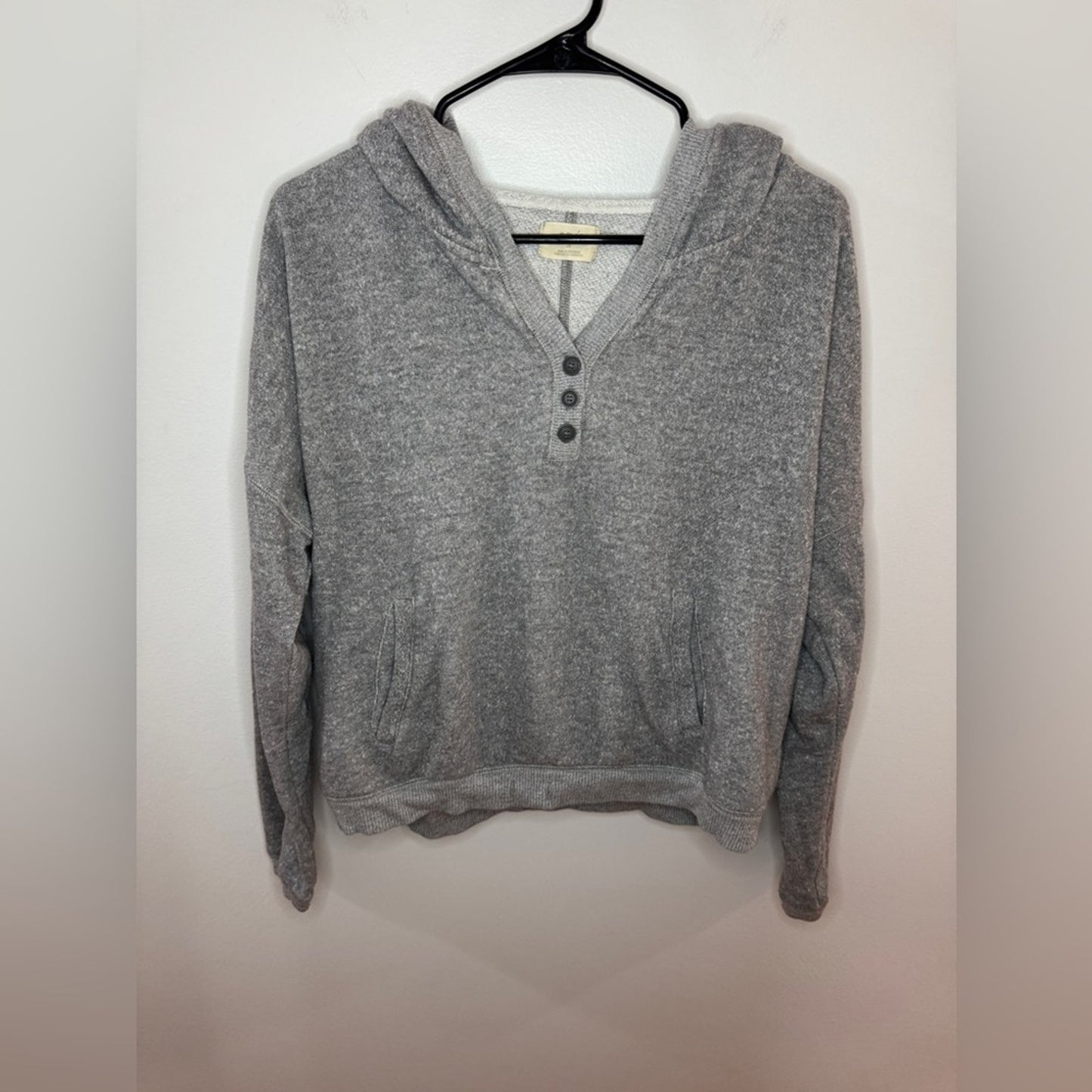 Pre-Owned LG Aerie Grey Button-Up Cropped Pullover Hoodie