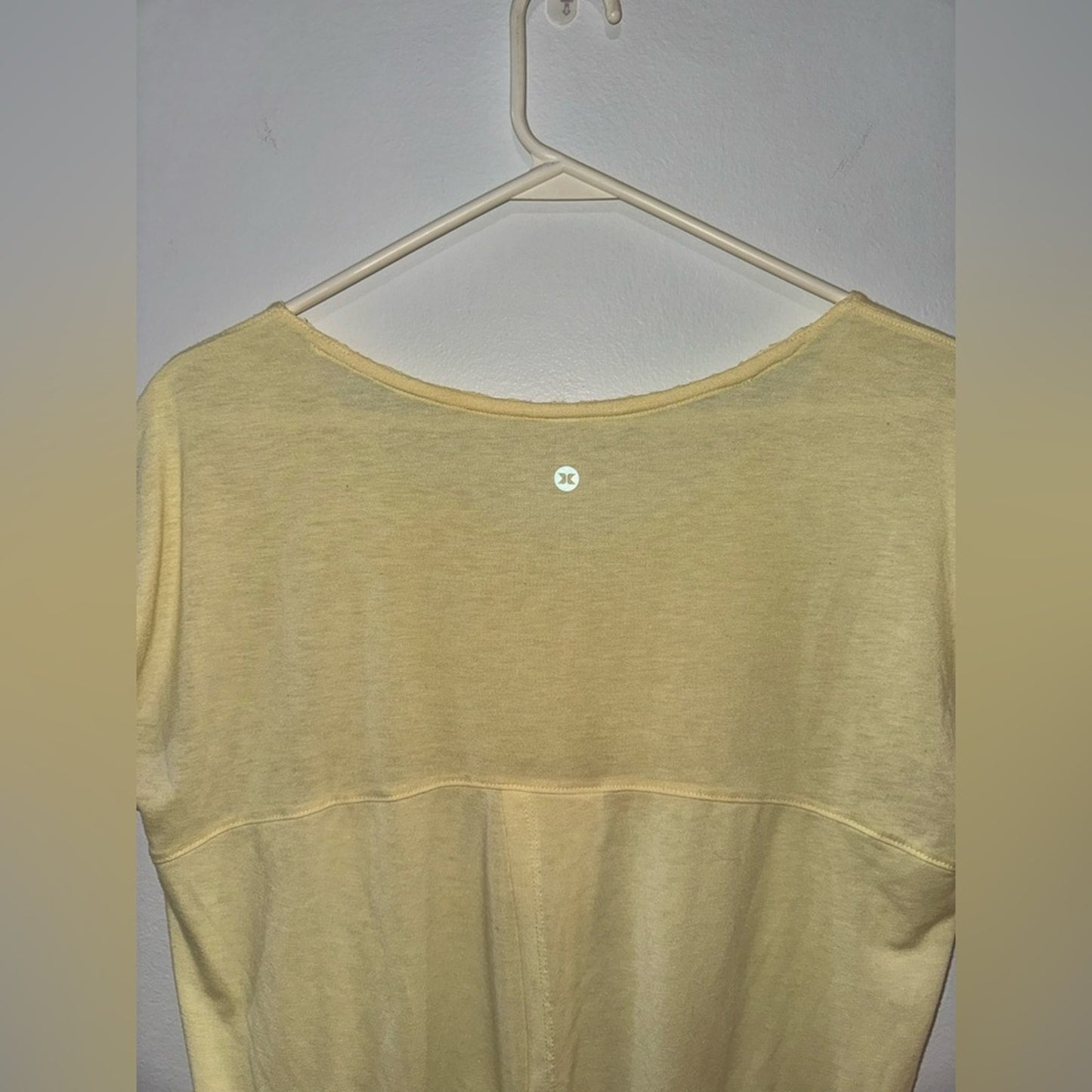 Pre-Owned MD RBX Yellow Open Tie Back Athletic Shirt