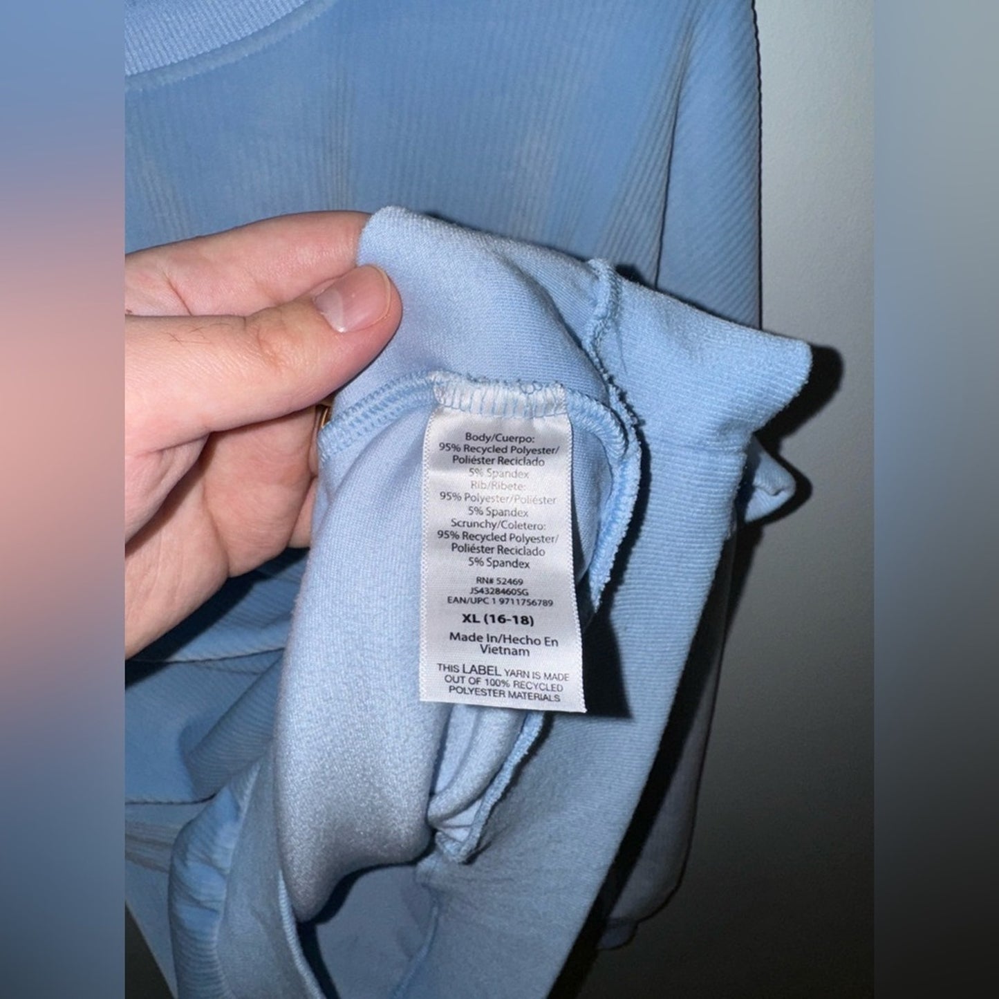 Pre-Owned XL Joyspun Blue Ribbed Velour Crewneck
