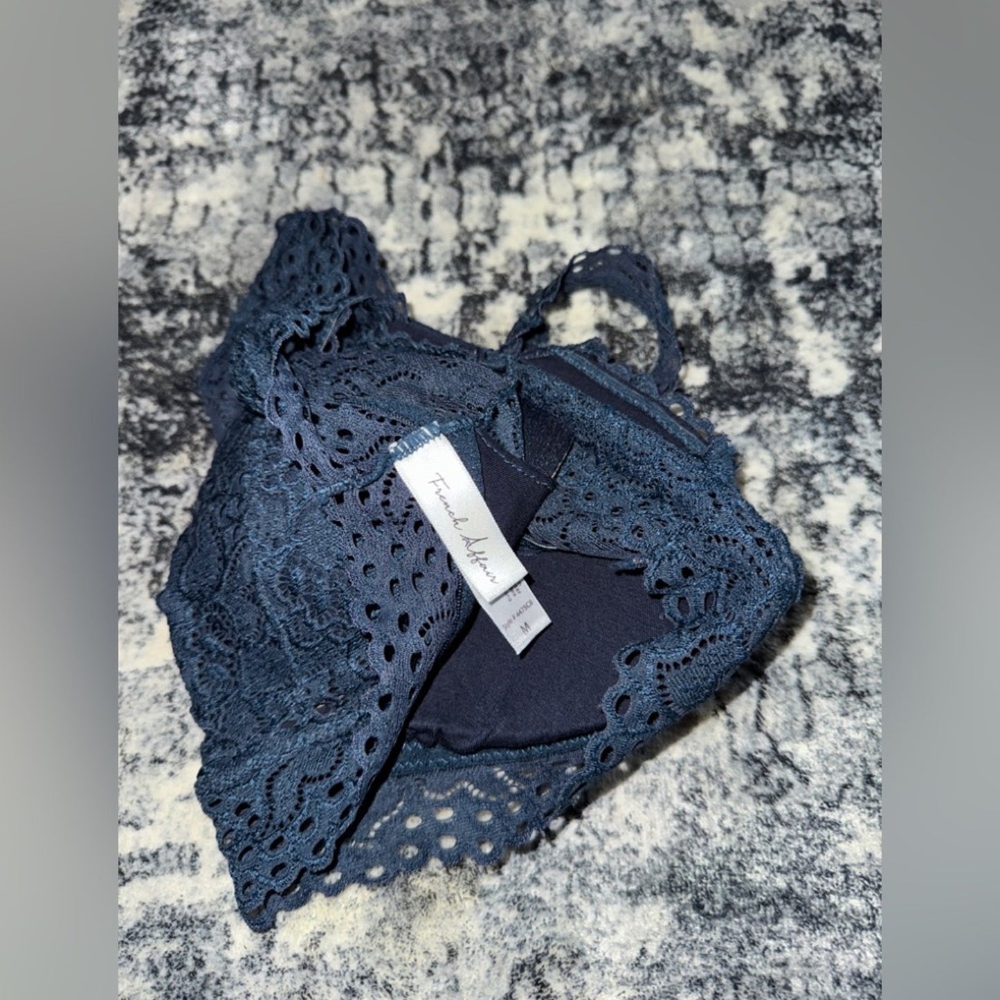 Pre-Owned MD French Affair Navy Lace Bralette