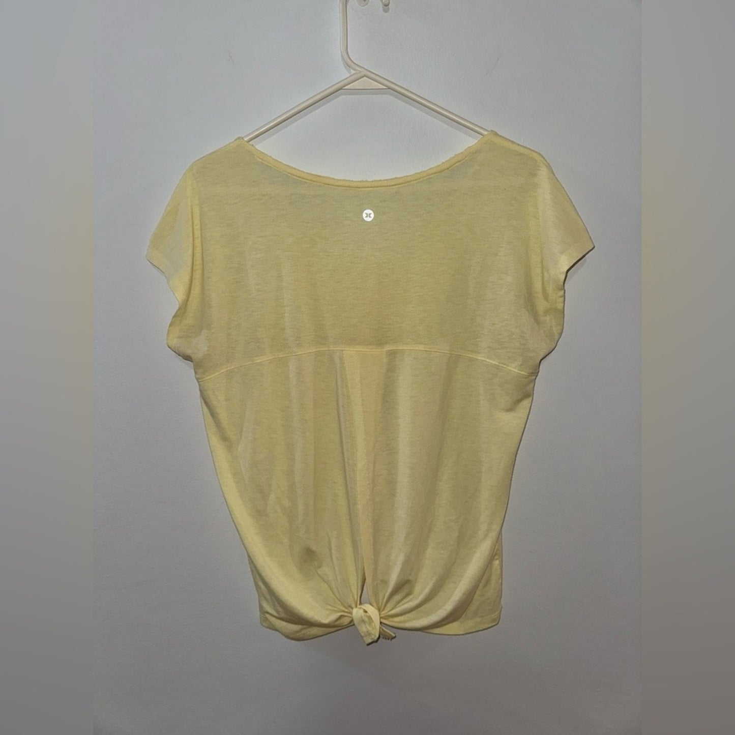 Pre-Owned MD RBX Yellow Open Tie Back Athletic Shirt