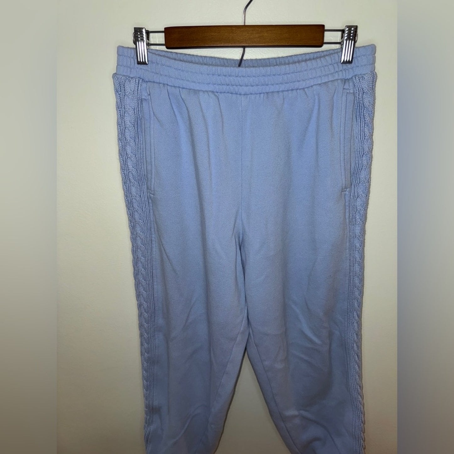 Pre-Owned LG Aerie Light Blue Crochet Sweatpants