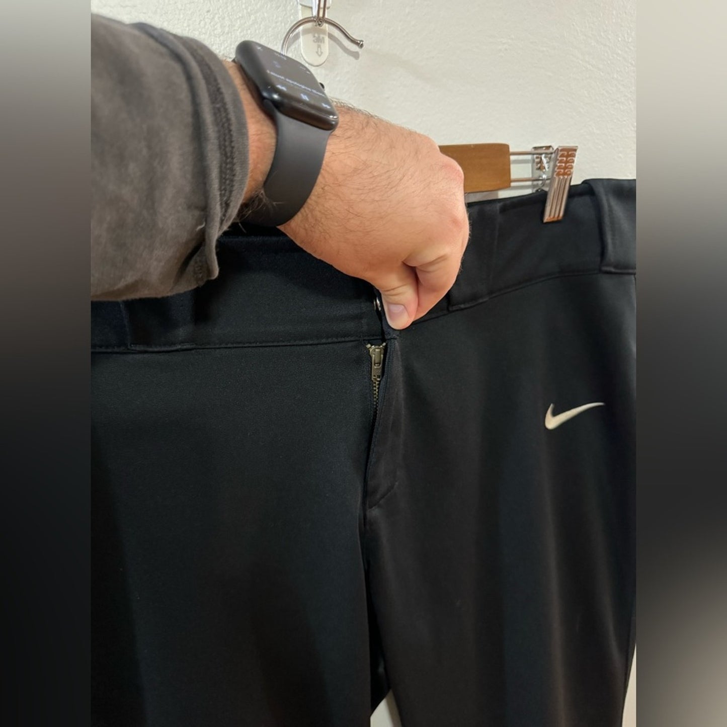 Pre-Owned LG Nike Black Athletic Stretchy Capris