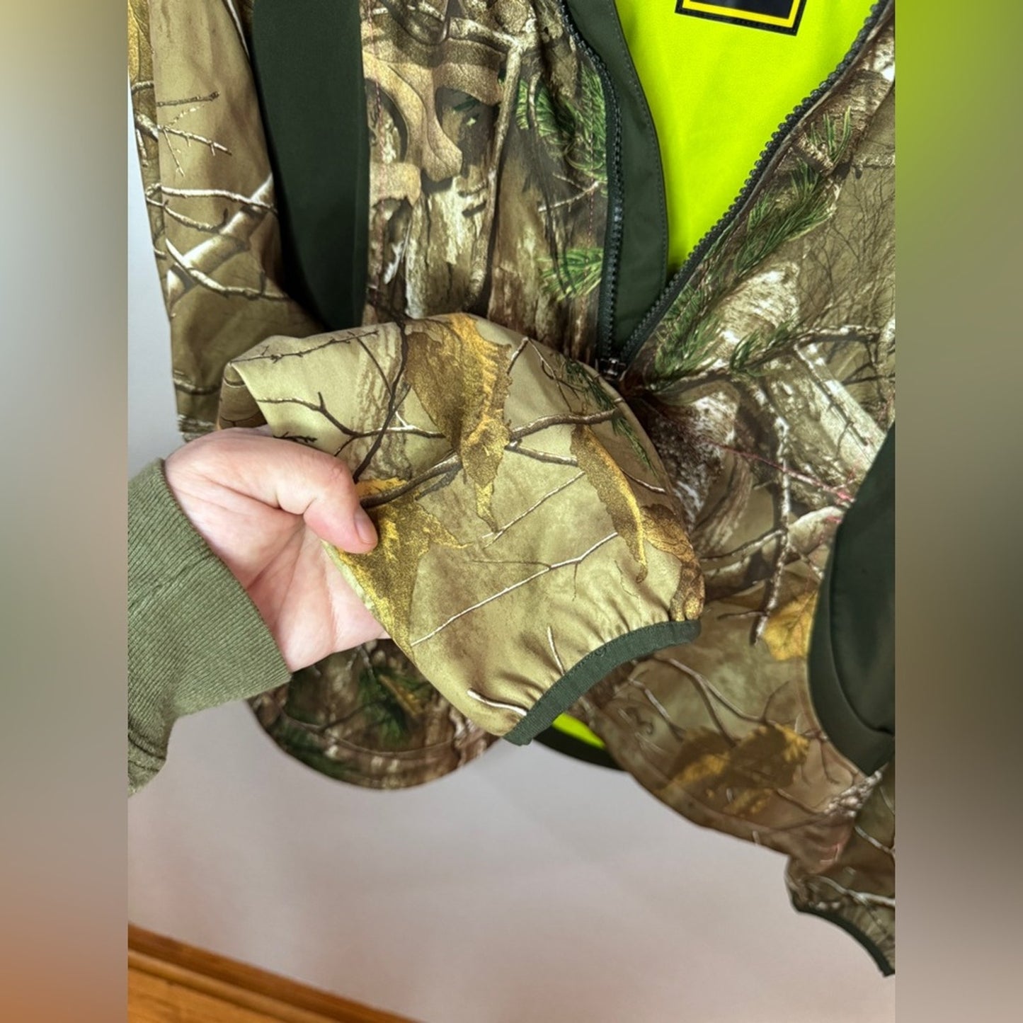 Pre-Owned MD Under Armour Real Tree Camo Half Zip Jacket