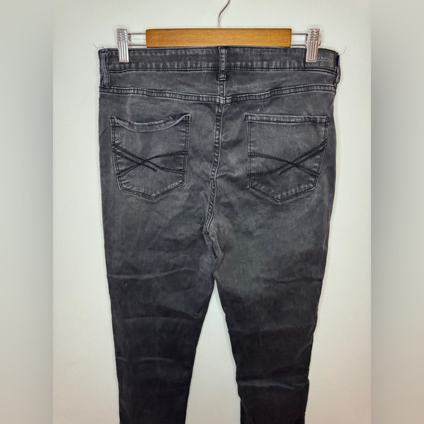 Pre-Owned Size 10 Regular Aeropostale Black High Waisted Jegging