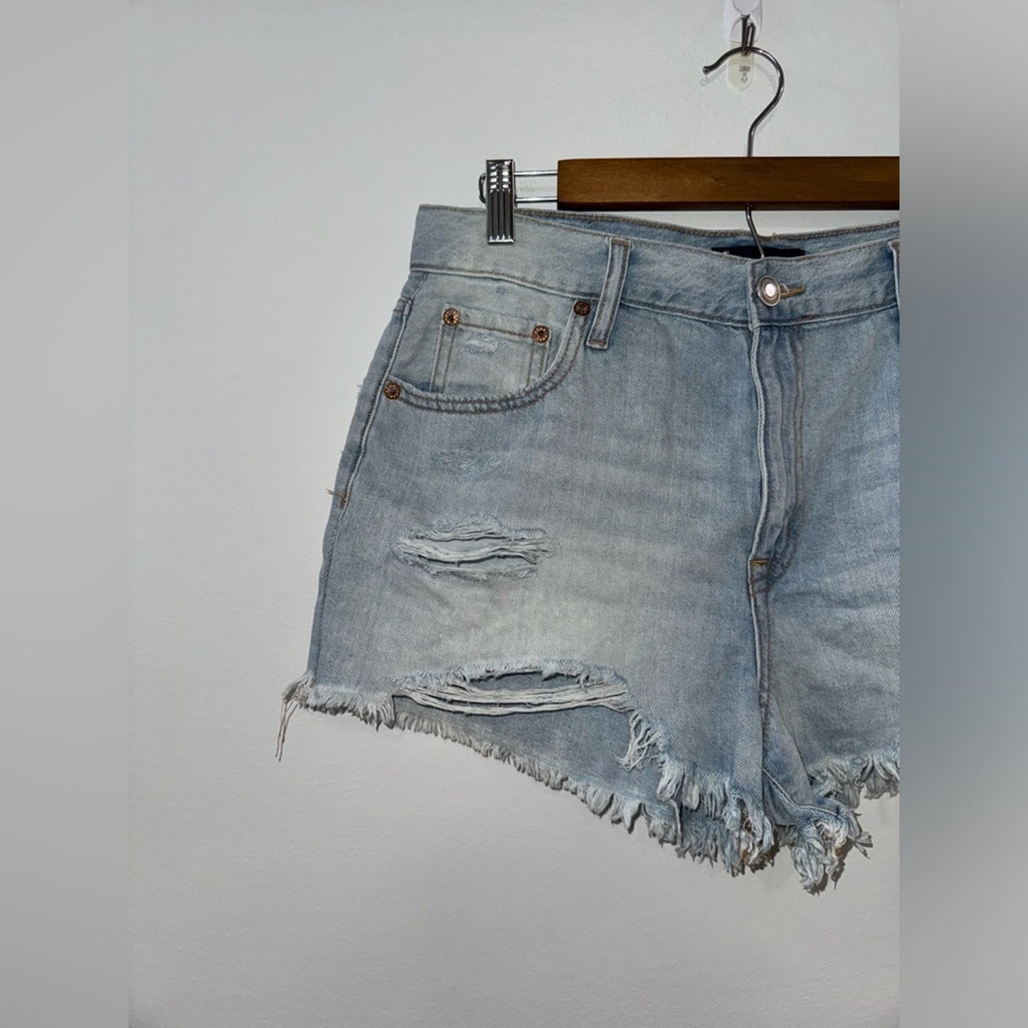 NWT Size 10 Aeropostale Light Blue Vintage High Rise Shorty Jean Shorts