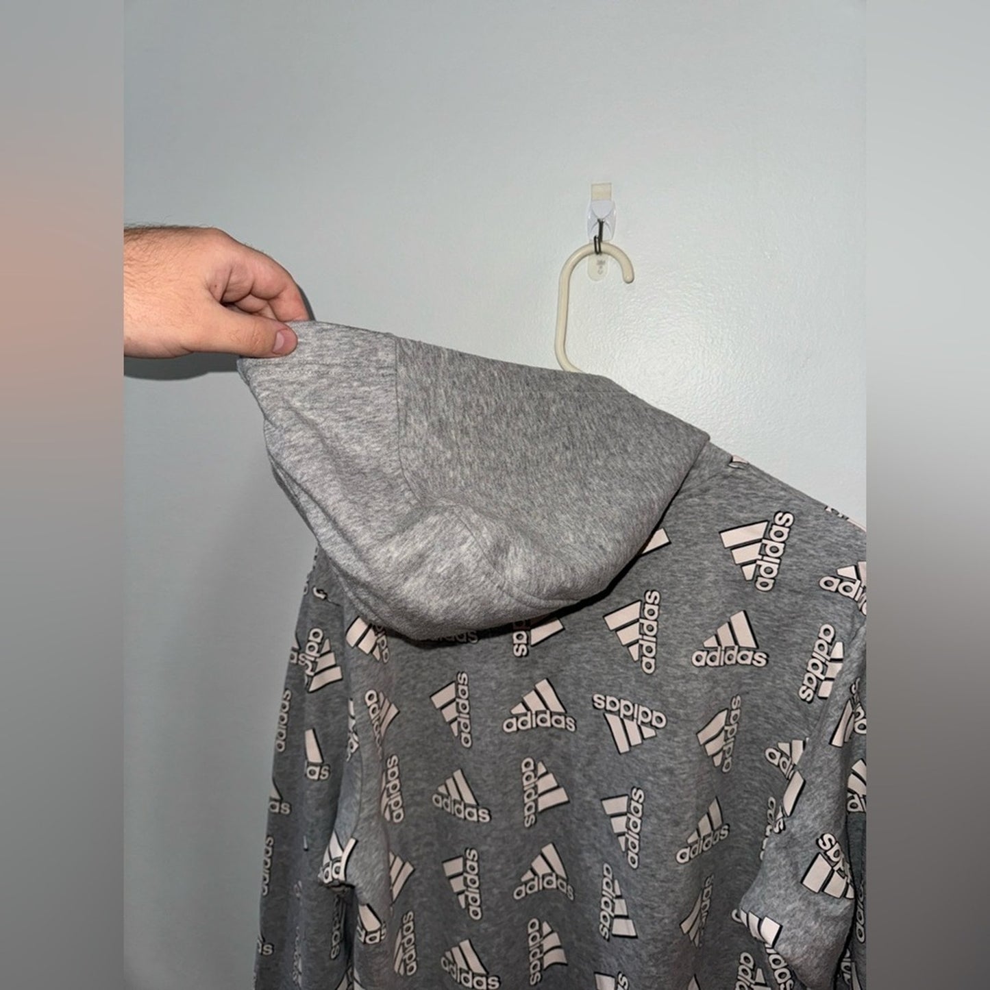 Pre-Owned LG Adidas Heather Grey With White Allover Logo Graphic Pullover Hoodie