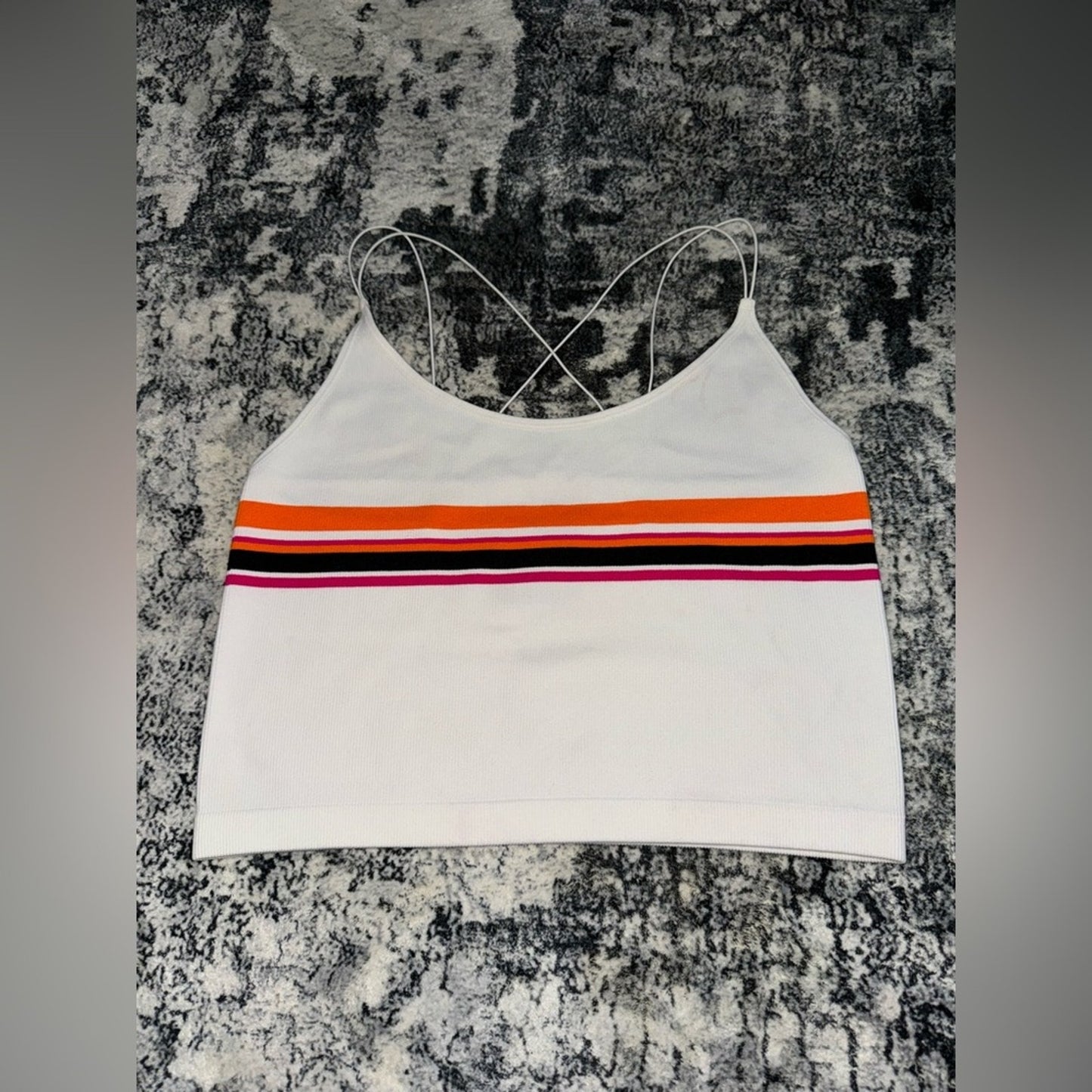 Pre-Owned XXXL No Boundaries White Striped Ribbed Crossback Top