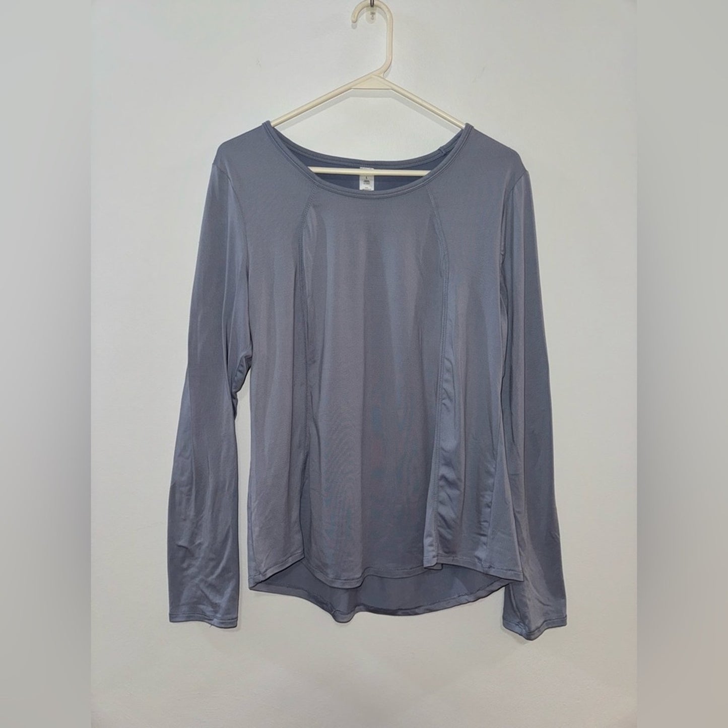 Pre-Owned LG Yogalicious Purple Long Sleeve Athletic Shirt