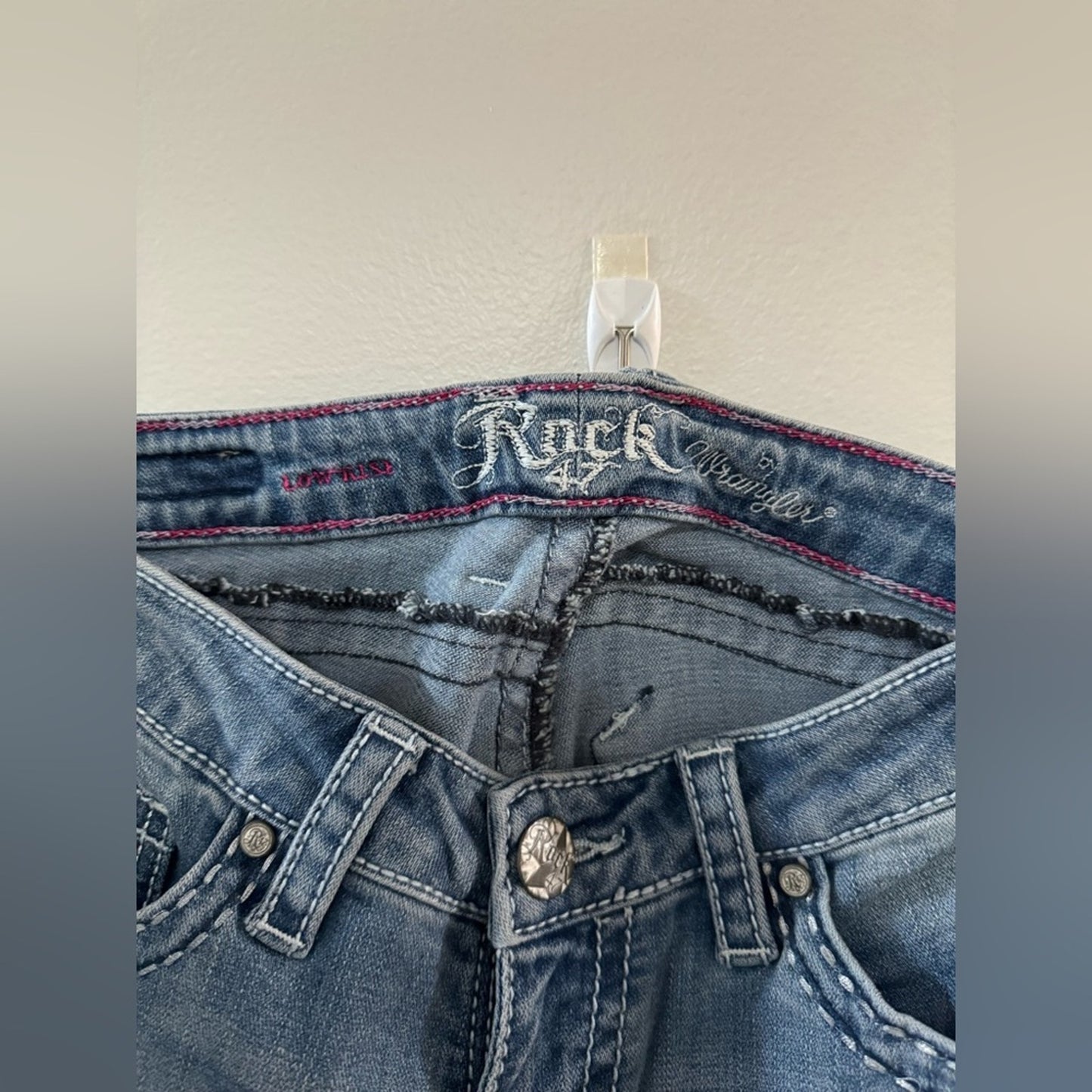 NWT W25xL32 Rock 47 by Wrangler Light Blue Low Rise Embellished Boot Cut Jeans