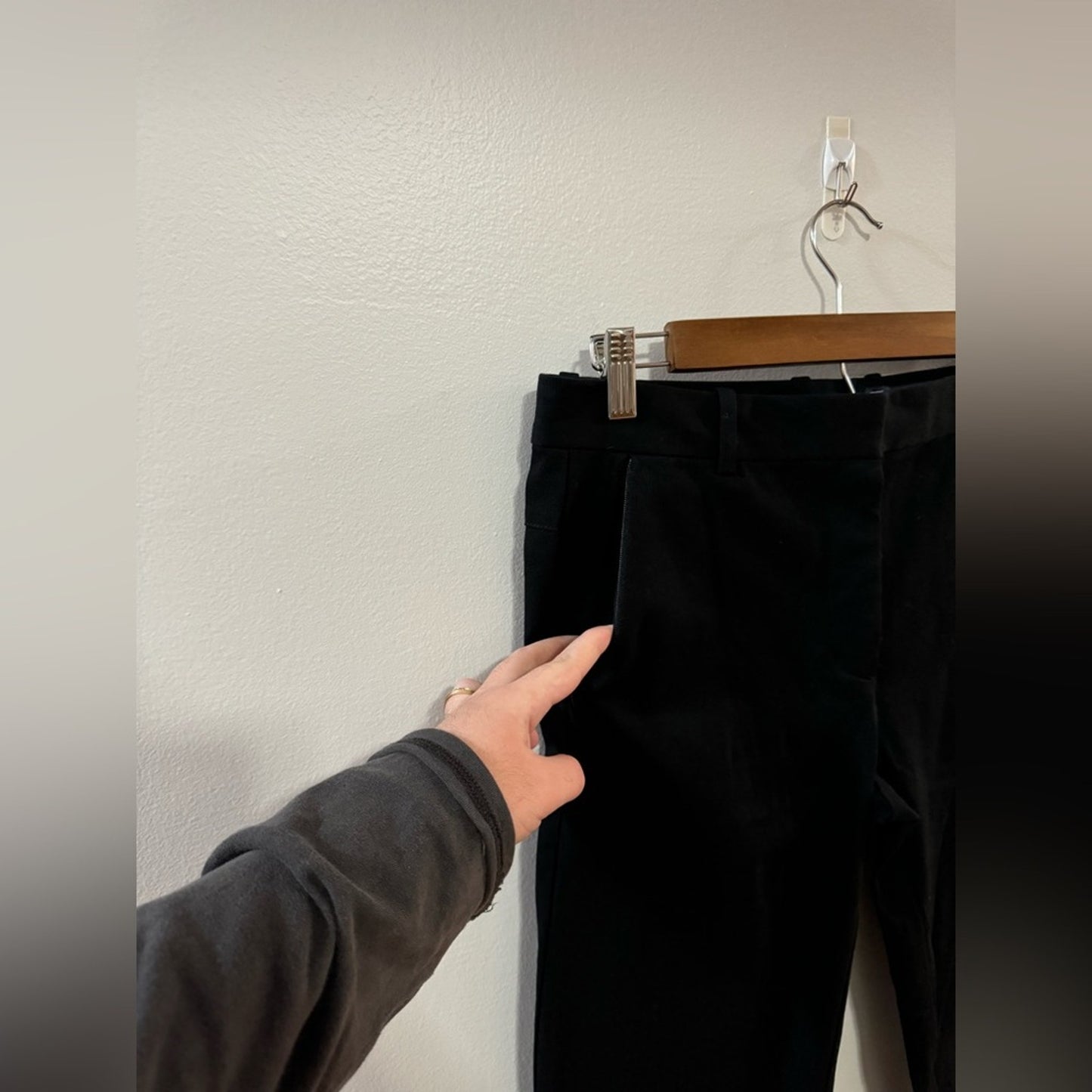 Pre-Owned Size 8 Regular Gap Black Stove Pipe Dress Pants