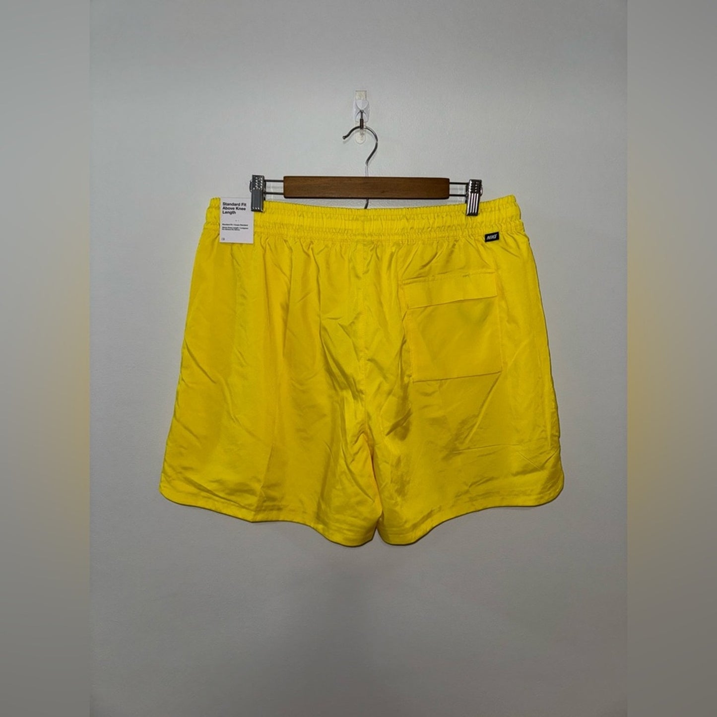 NWT XL Nike Yellow Club Woven Short 6” Inseam