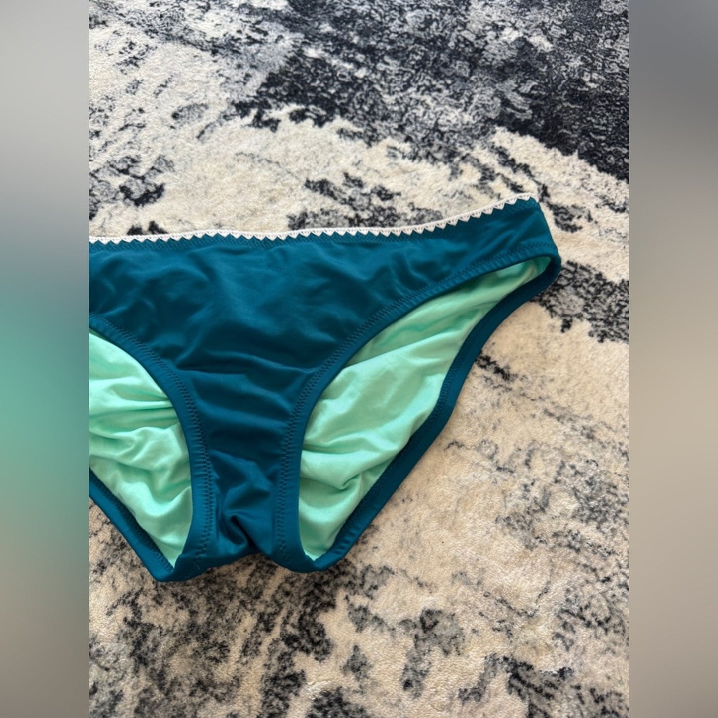 Pre-Owned LG Shade & Shore Blue Bikini Bottom