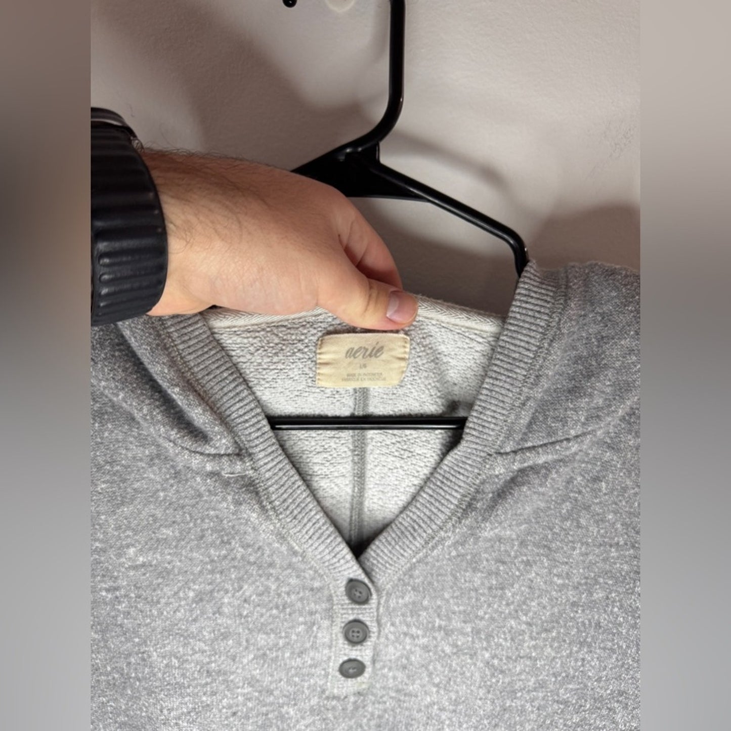 Pre-Owned LG Aerie Grey Button-Up Cropped Pullover Hoodie